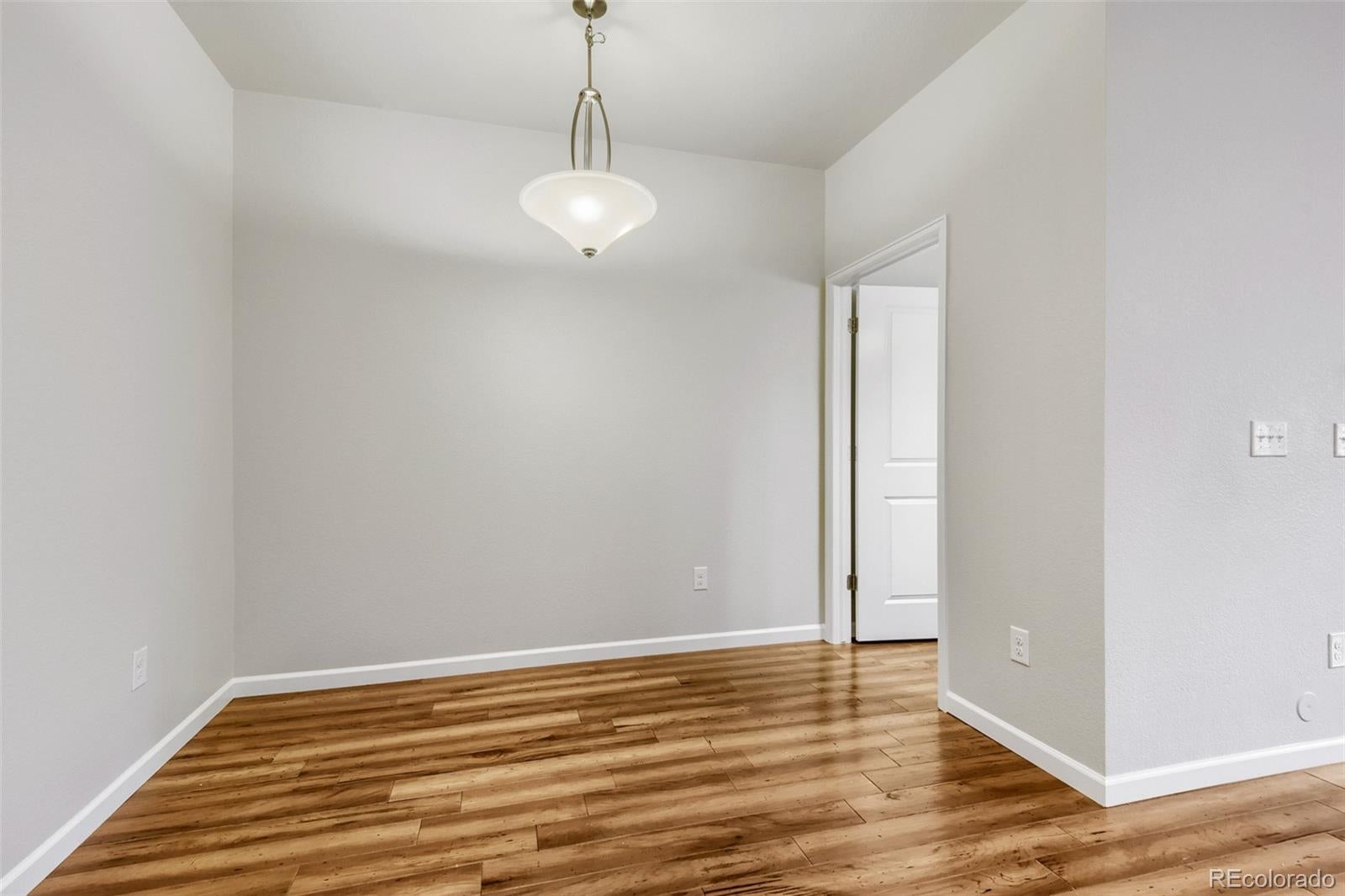 508 E Dry Creek Pl, Littleton, CO 80122 photo