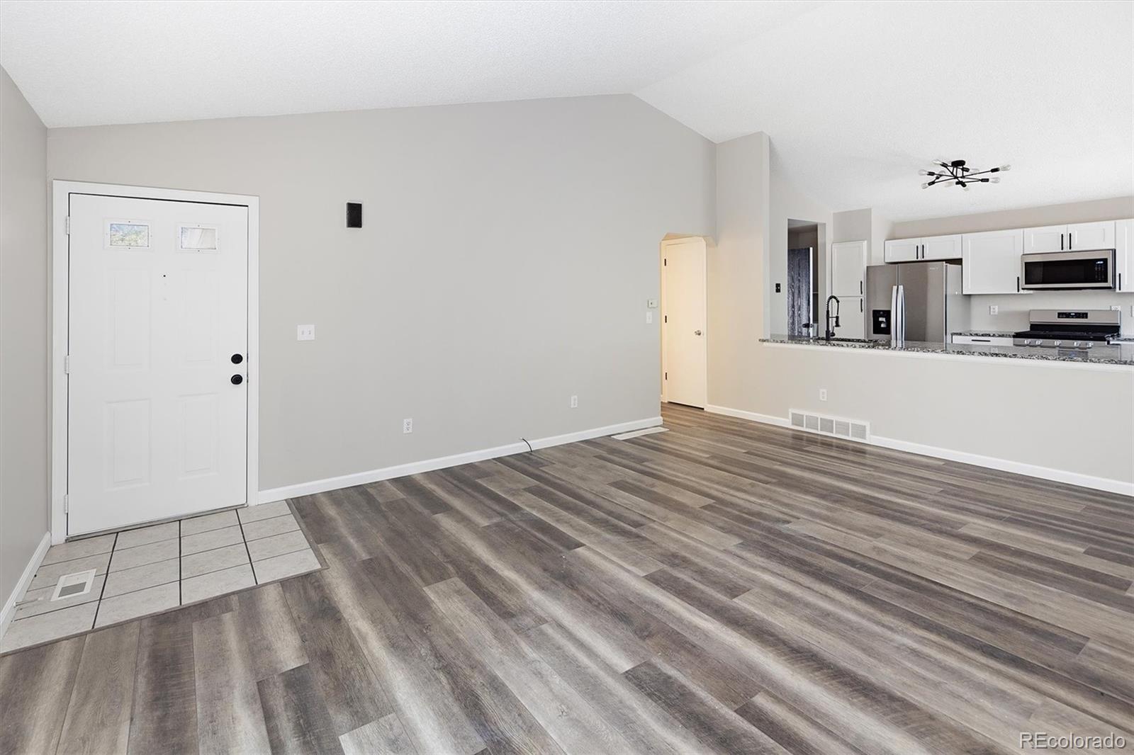 2320 E Cherrywood Dr, Lafayette, CO 80026 photo