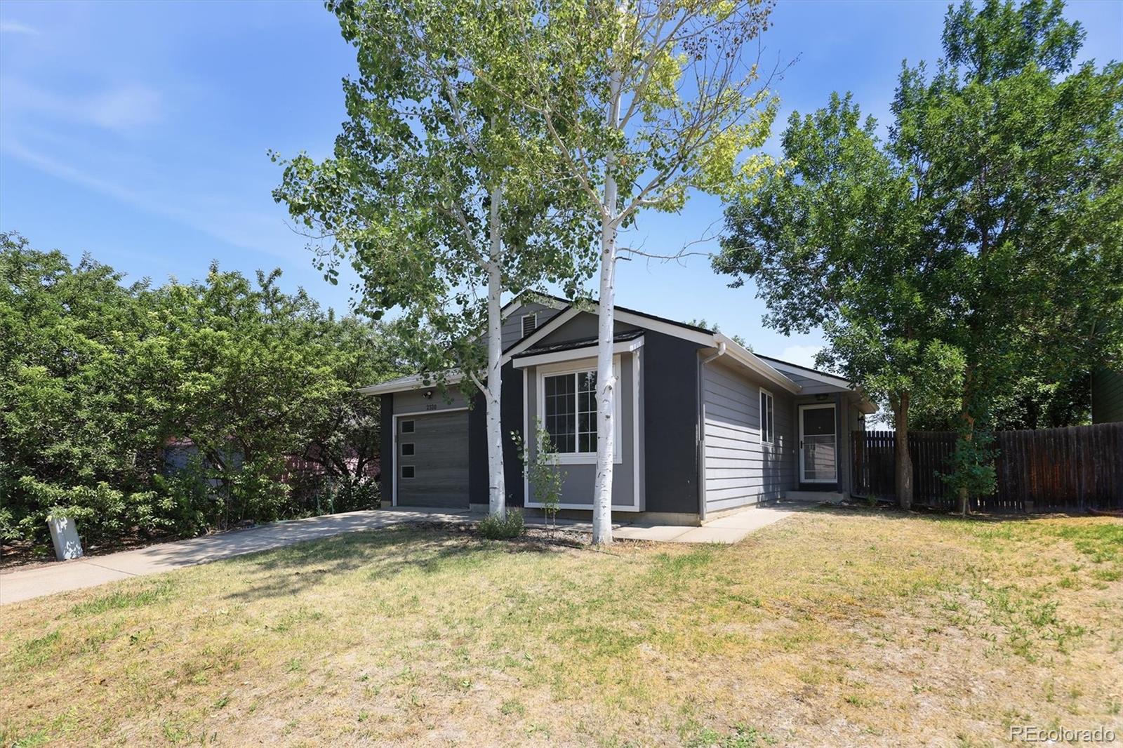 2320 E Cherrywood Dr, Lafayette, CO 80026 photo