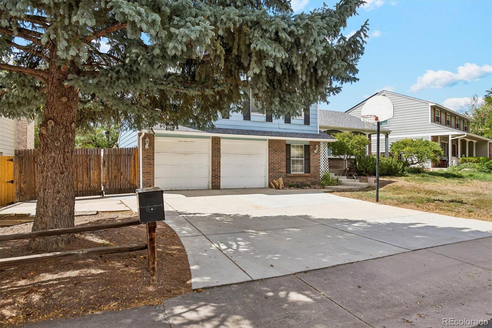 2031 S Richfield St, Aurora, CO 80013 photo