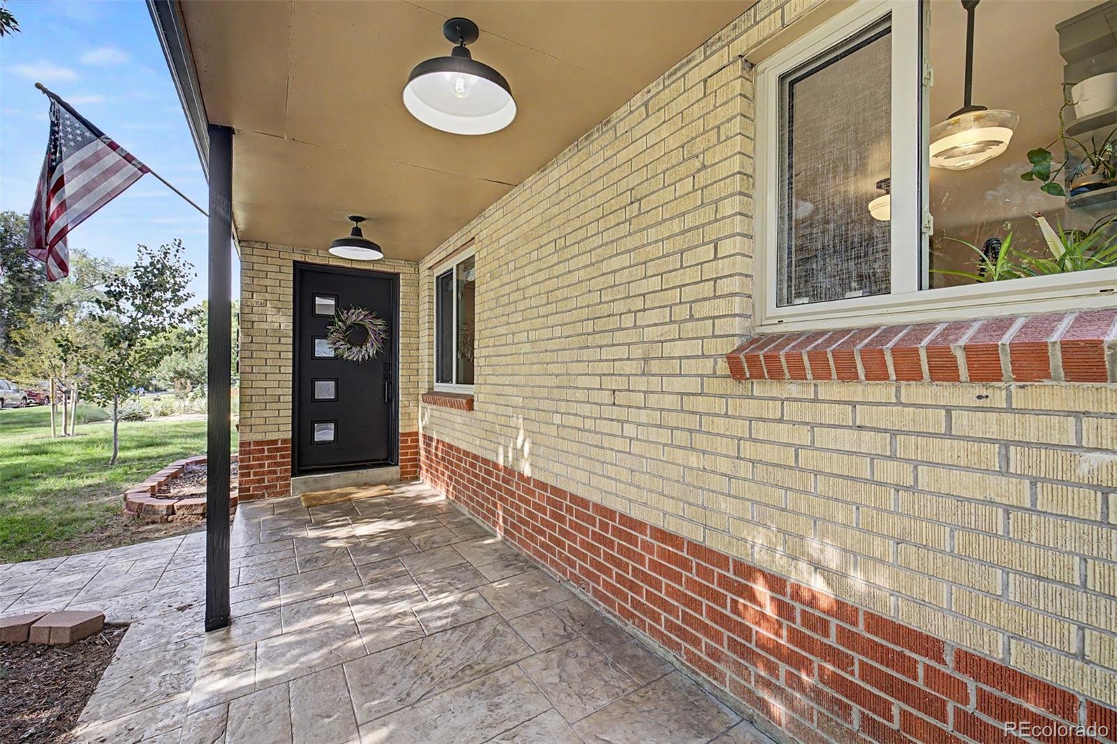 2960 S Corona St, Englewood, CO 80113 photo