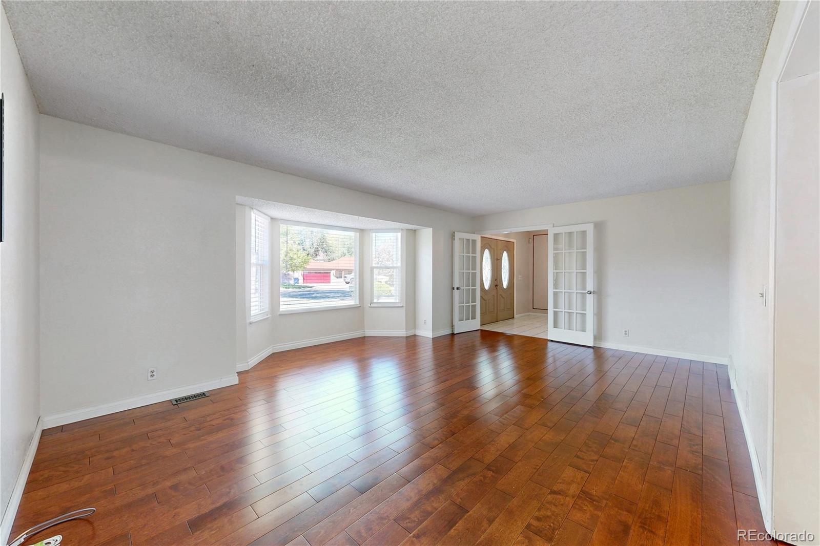 294 S Troy Cir, Aurora, CO 80012 photo