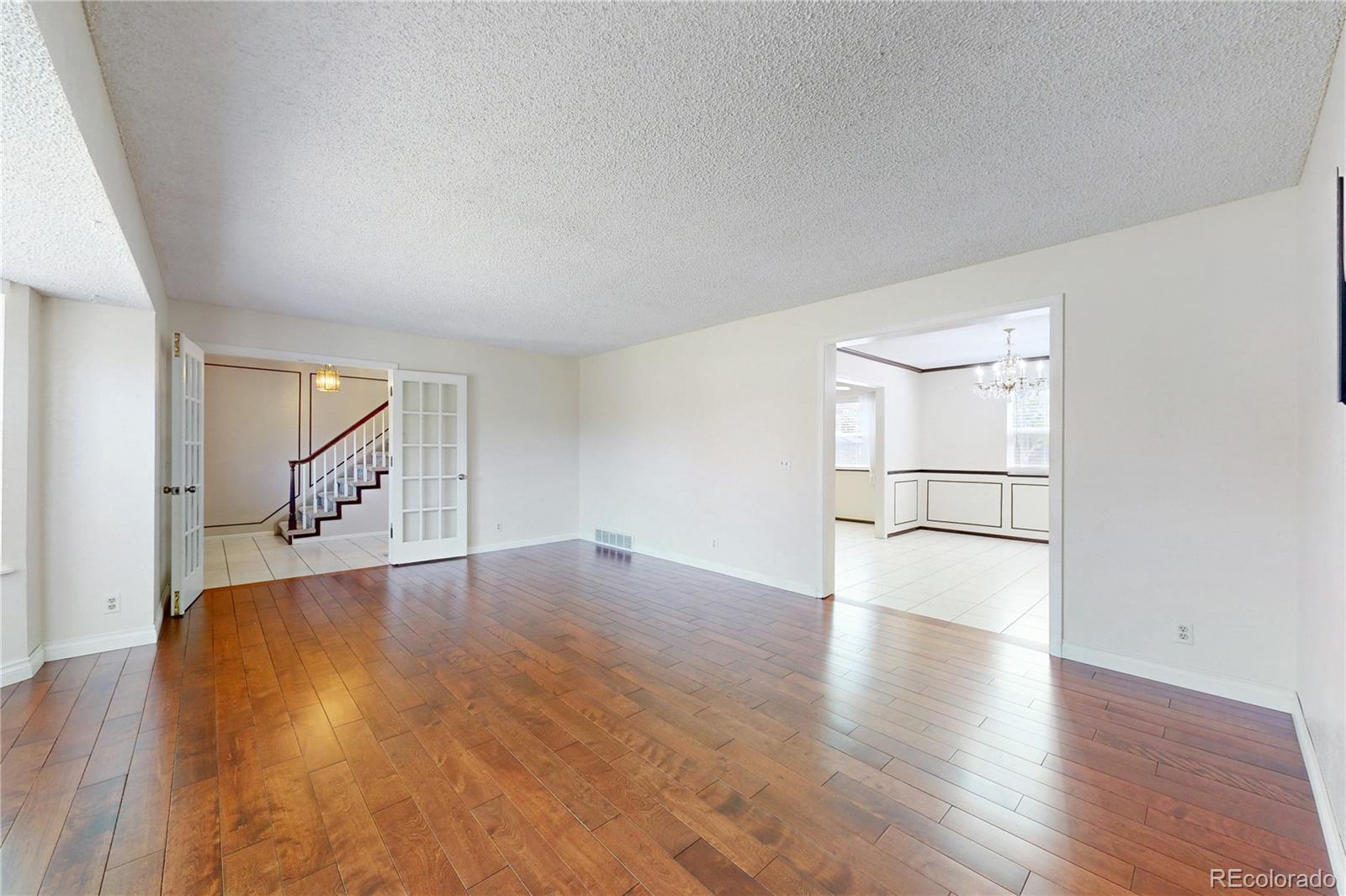 294 S Troy Cir, Aurora, CO 80012 photo