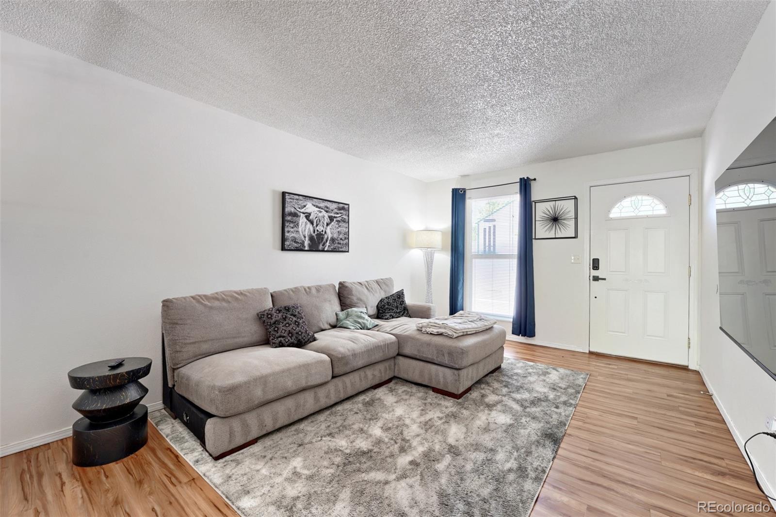 19713 Girard Ave, Aurora, CO 80013