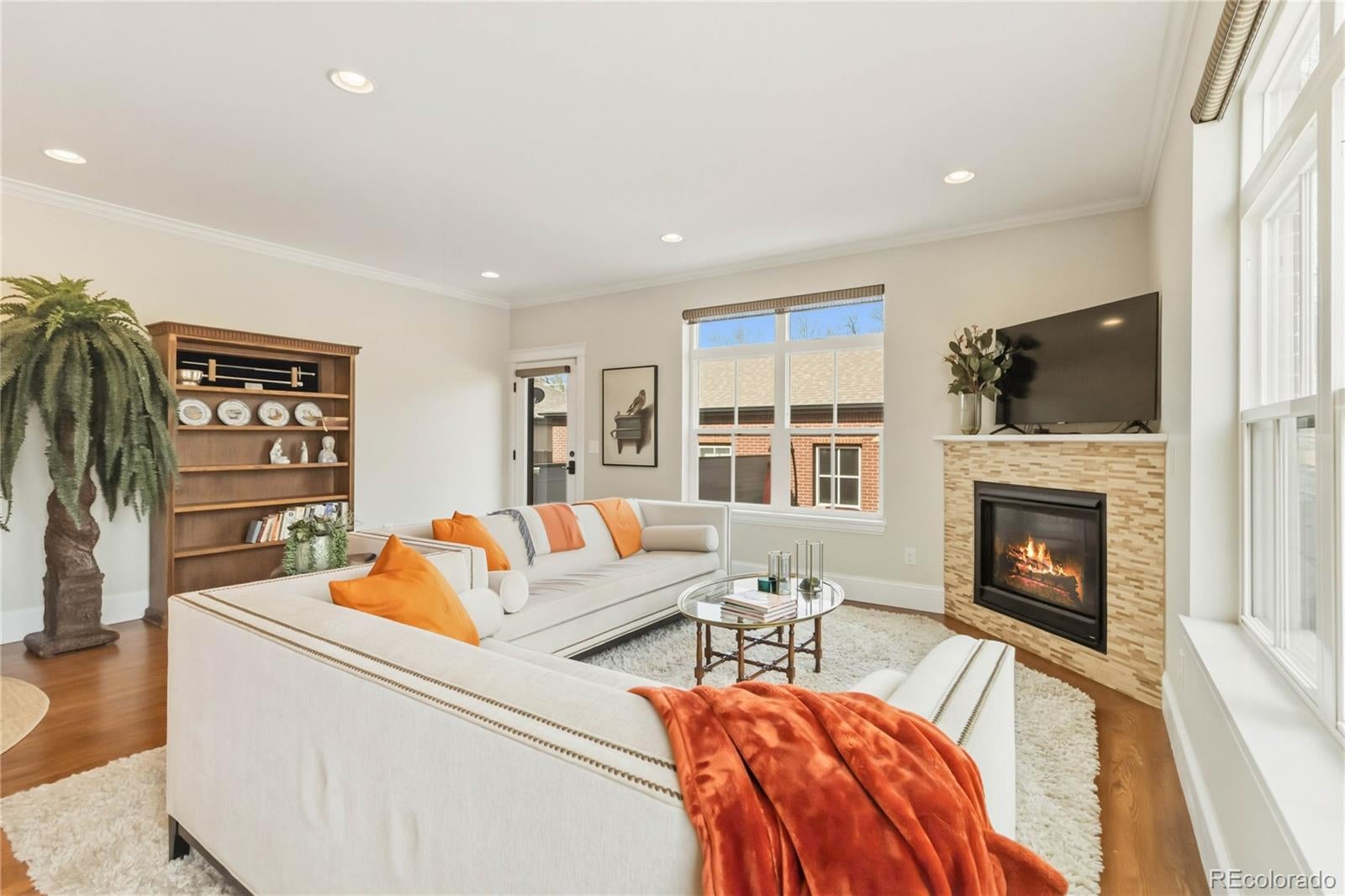 1901 S Logan St, Denver, CO 80210 photo
