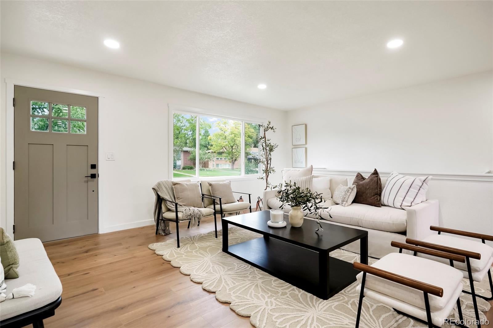 106 Emerald St, Broomfield, CO 80020 photo