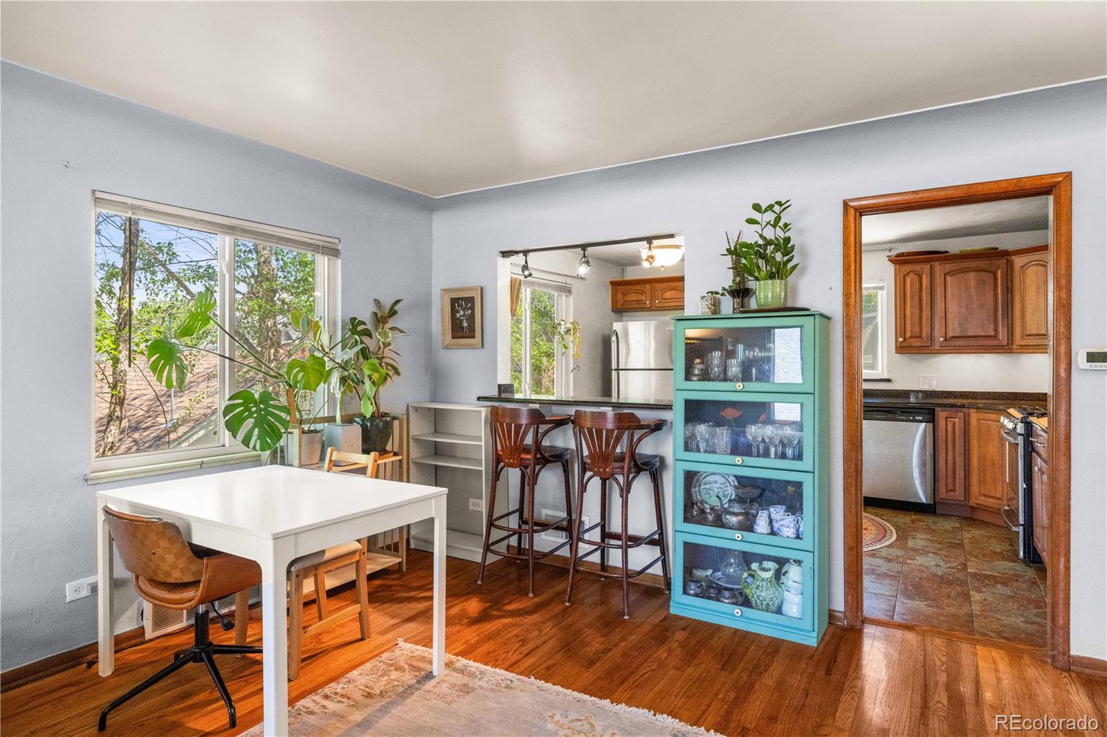 468 S Sherman St, Denver, CO 80209 photo