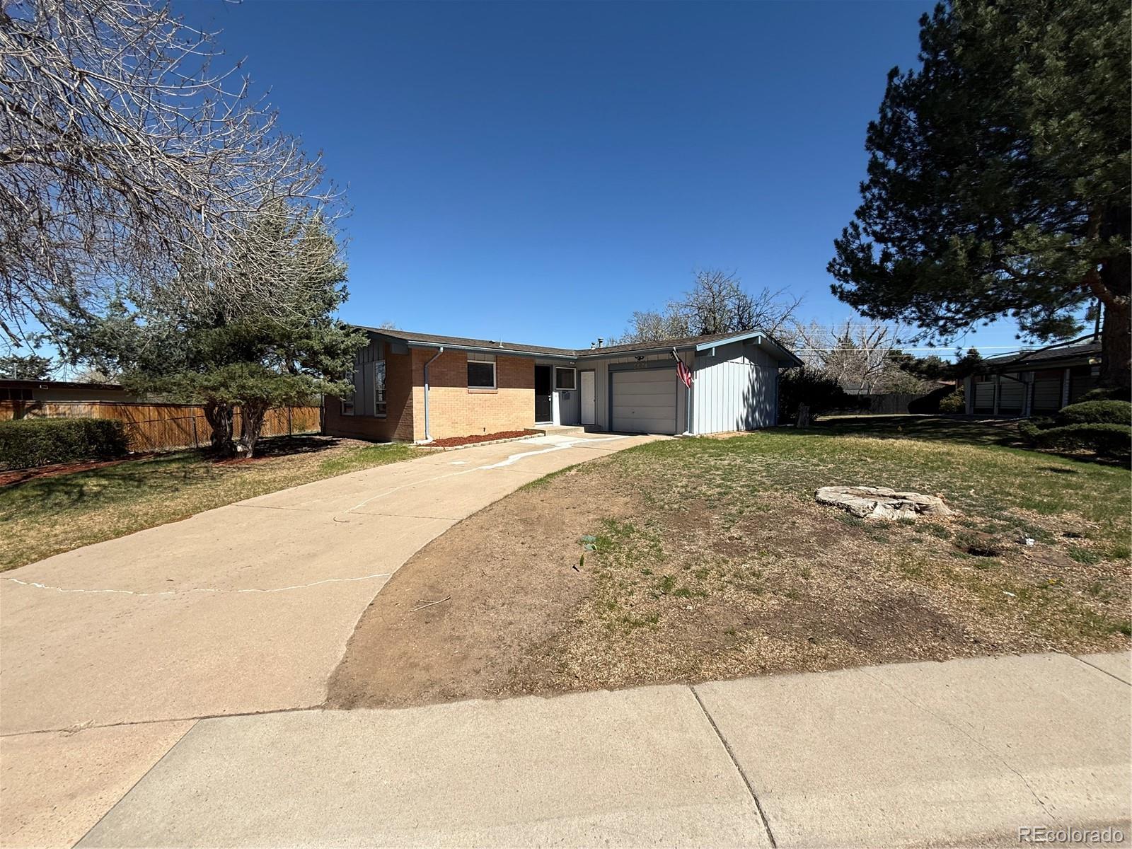5674 W Chestnut Ave, Littleton, CO 80128 photo
