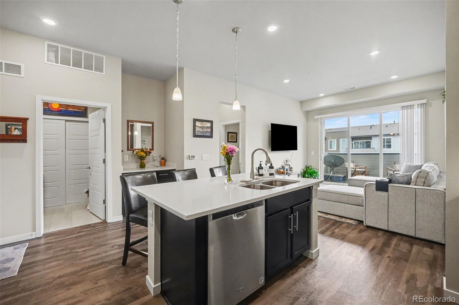 420 E Fremont Pl #406, Centennial, CO 80122 photo