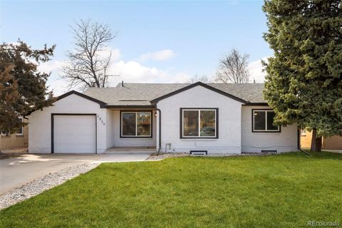 Single Family Residence in Denver CO 2839 Ivanhoe Street.jpg