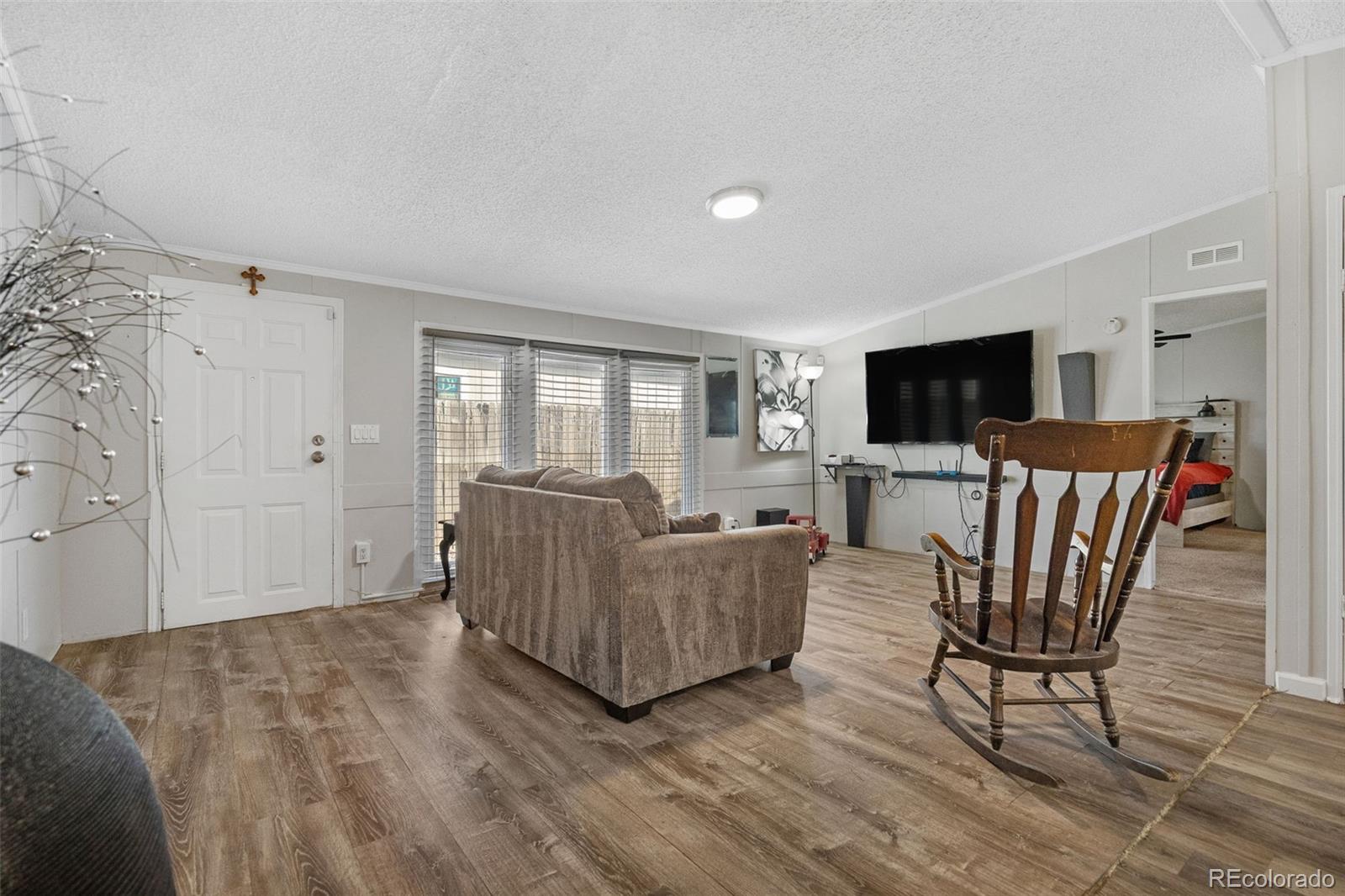 9124 Fontaine St, Federal Heights, CO 80260 photo