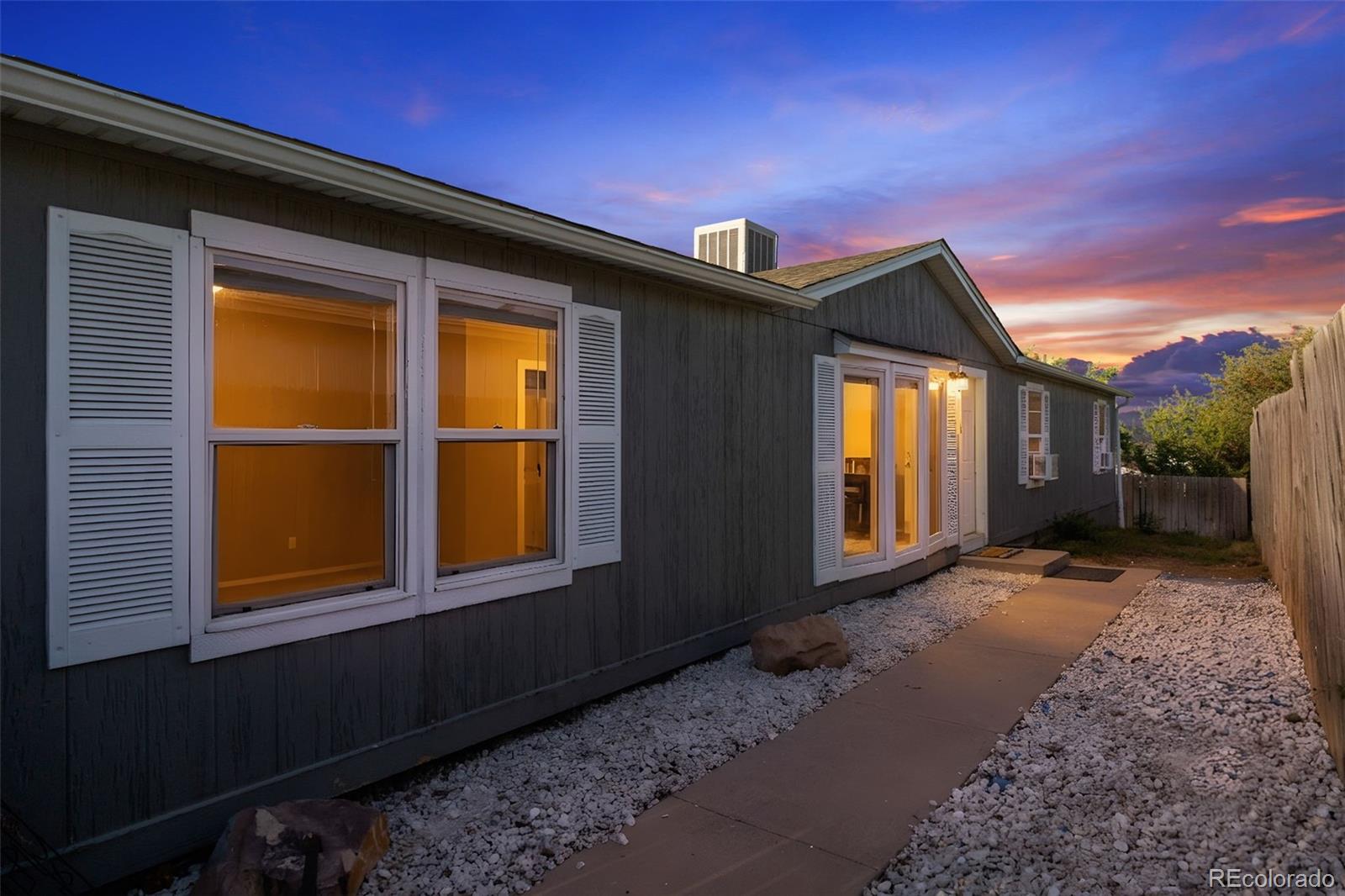 9124 Fontaine St, Federal Heights, CO 80260