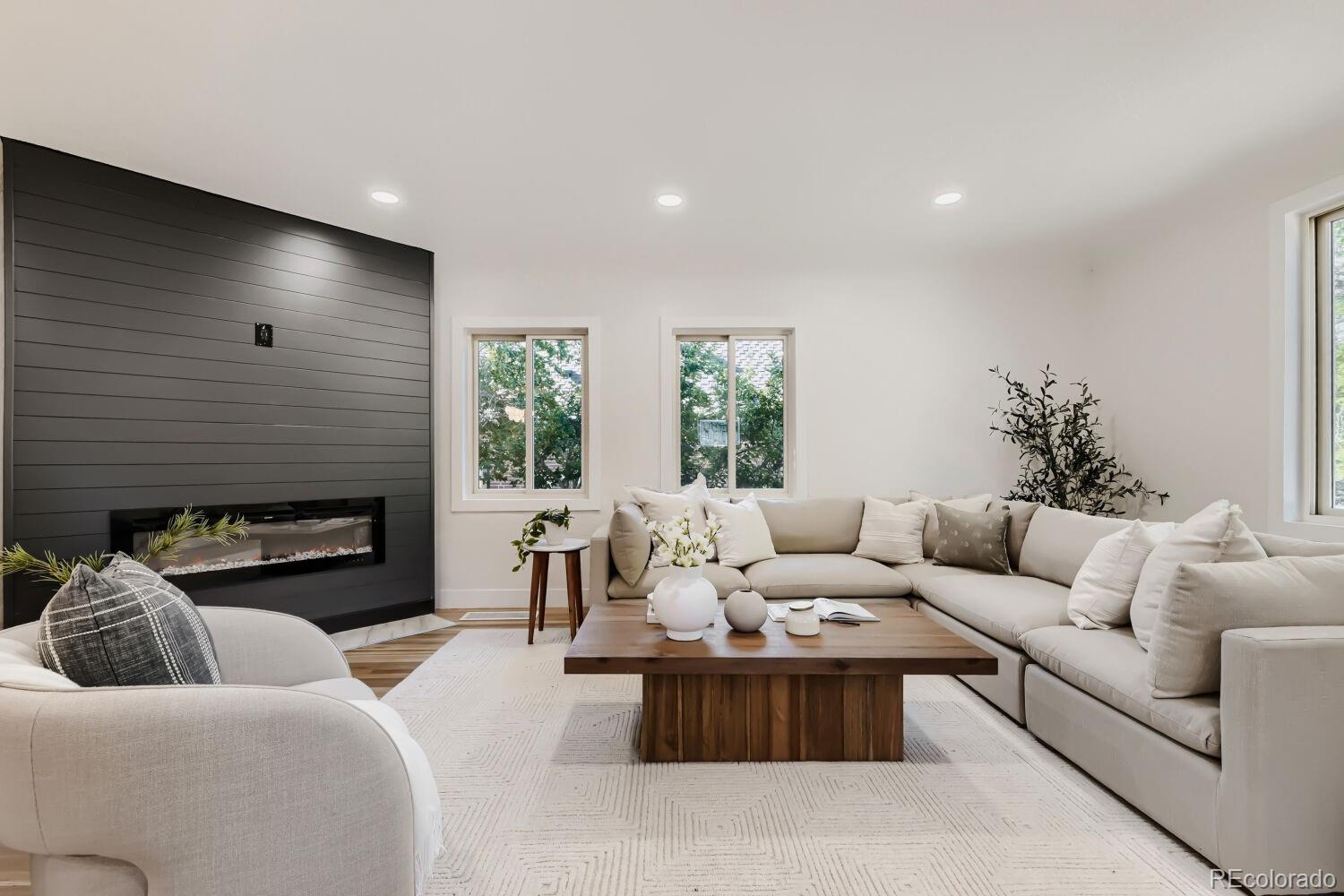 2260 Leyden St, Denver, CO 80207 photo
