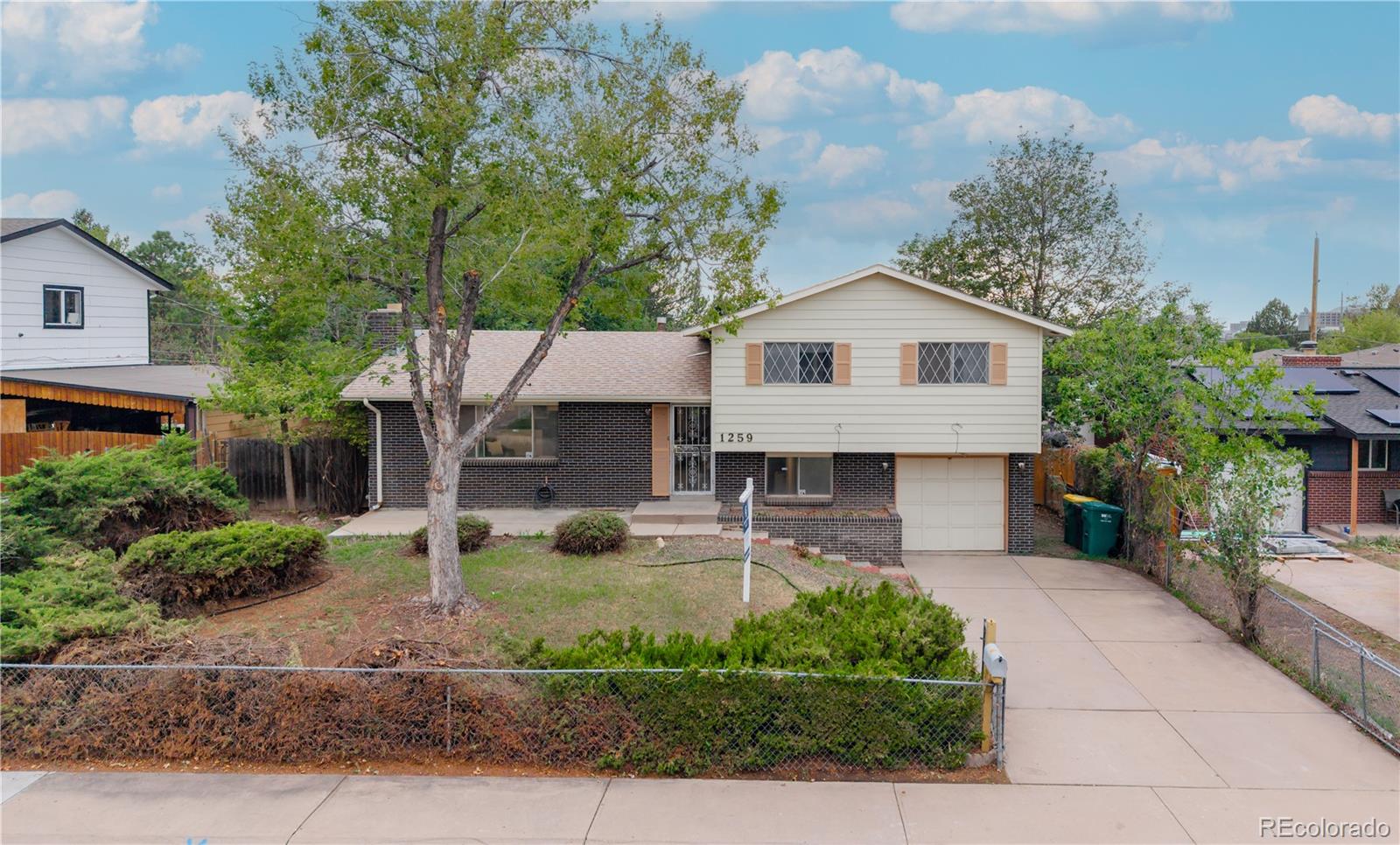 1259 Dearborn St, Aurora, CO 80011 photo