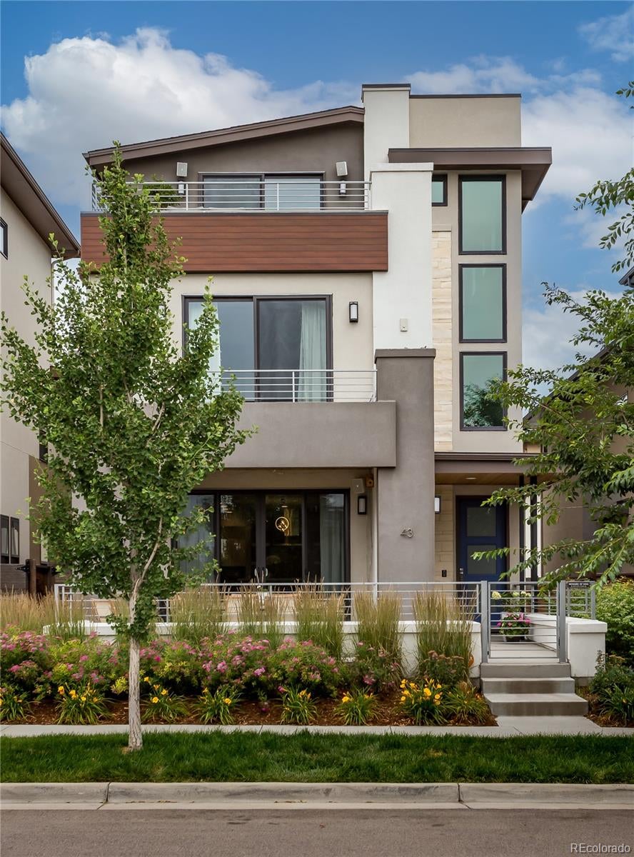 43 Oneida Ct, Denver, CO 80230