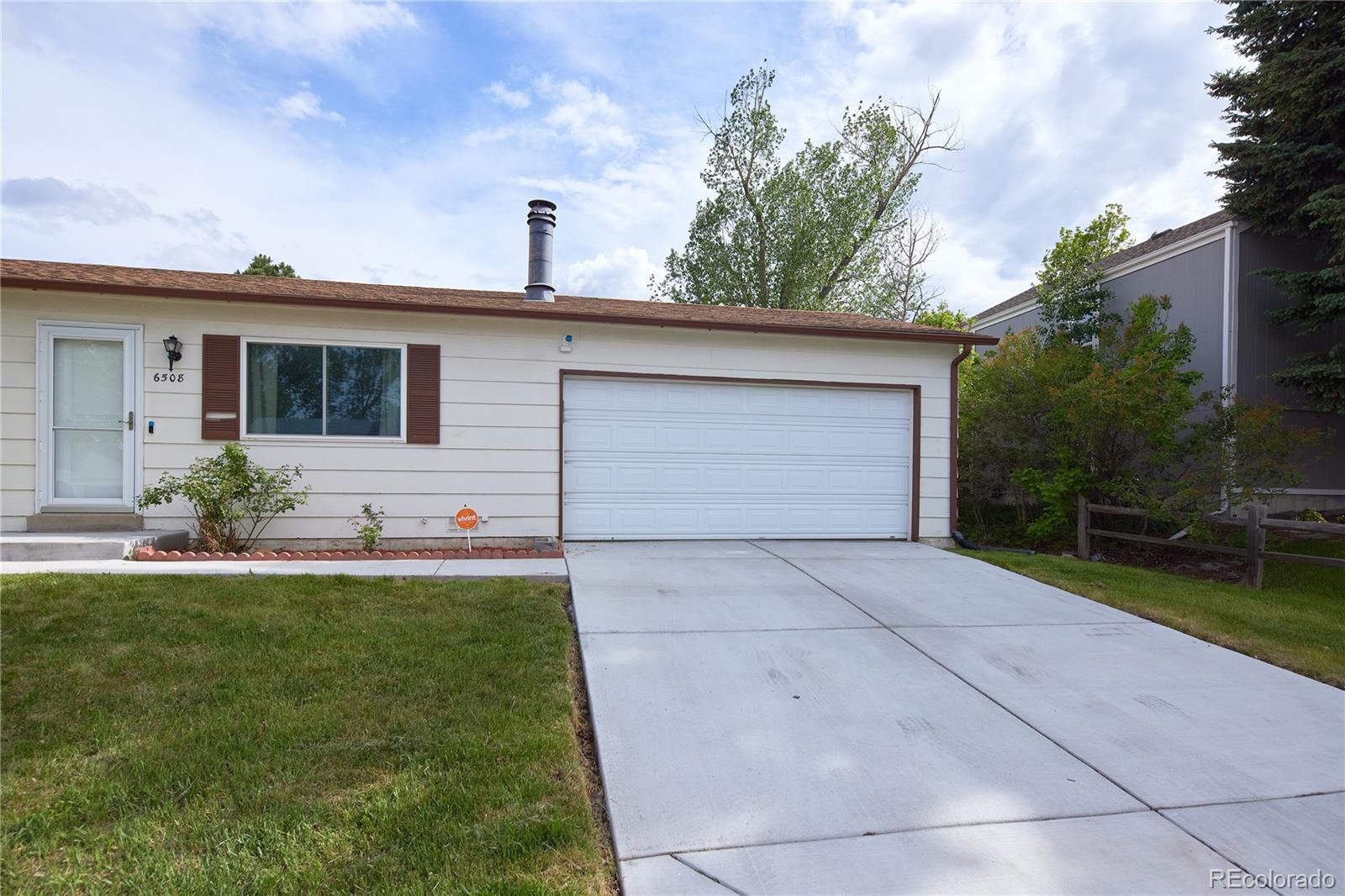 6508 S Dahlia Cir, Centennial, CO 80121 photo