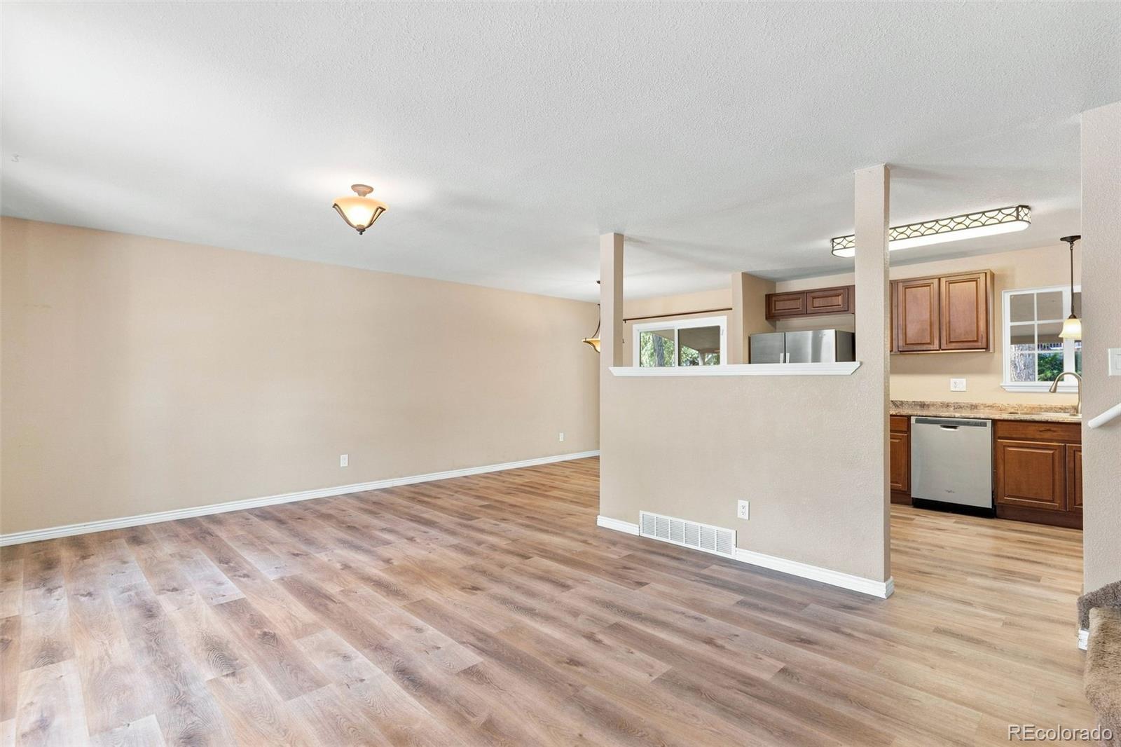 1724 Wooten Rd, Colorado Springs, CO 80915 photo