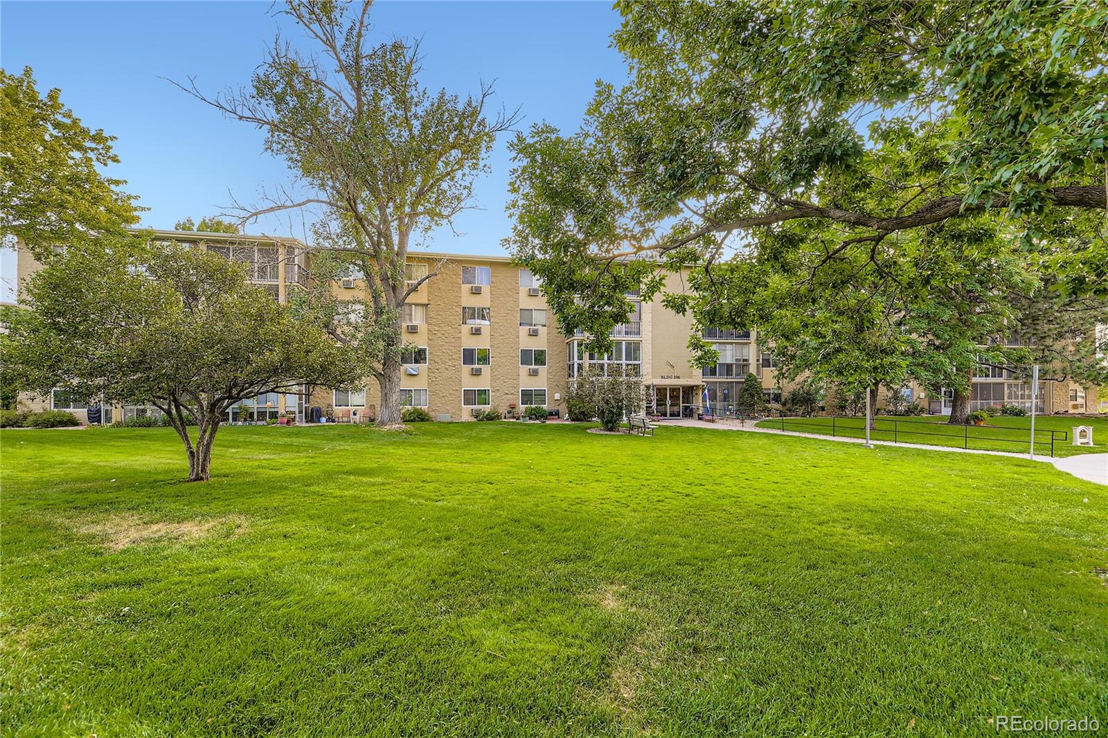 13500 E Cornell Ave #206, Aurora, CO 80014 photo