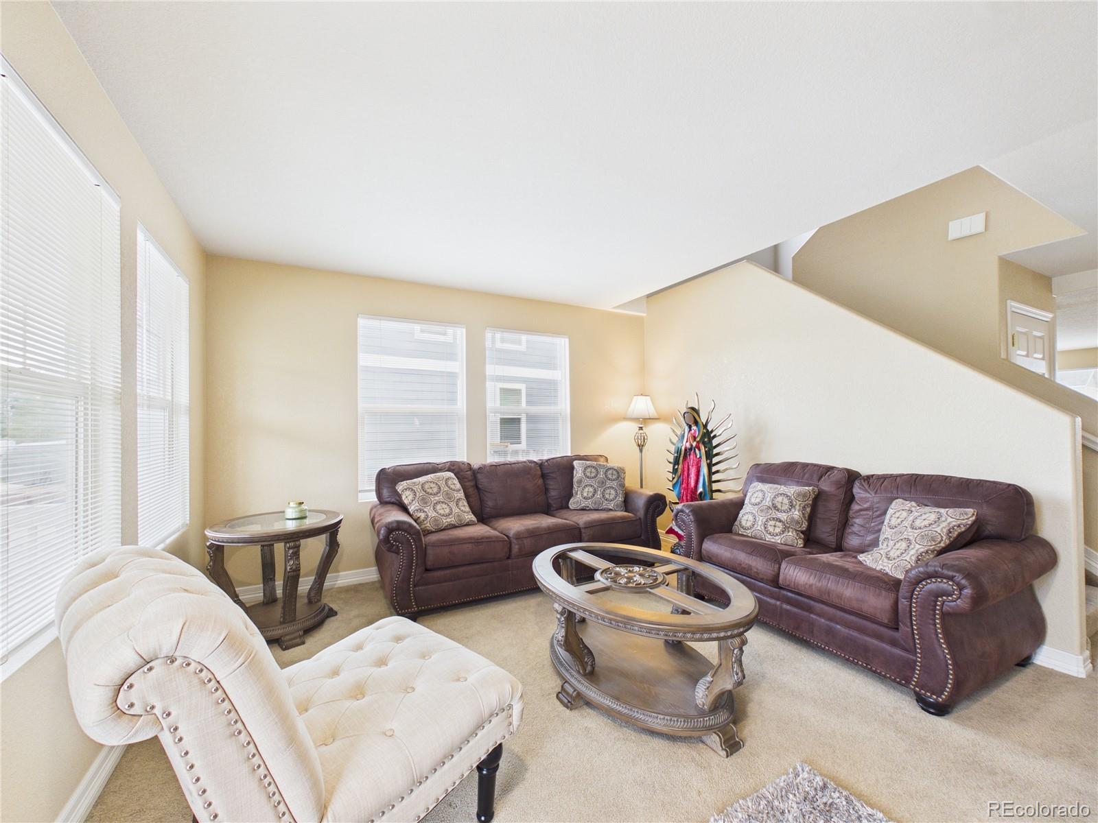 5560 Lewiston St, Denver, CO 80239 photo