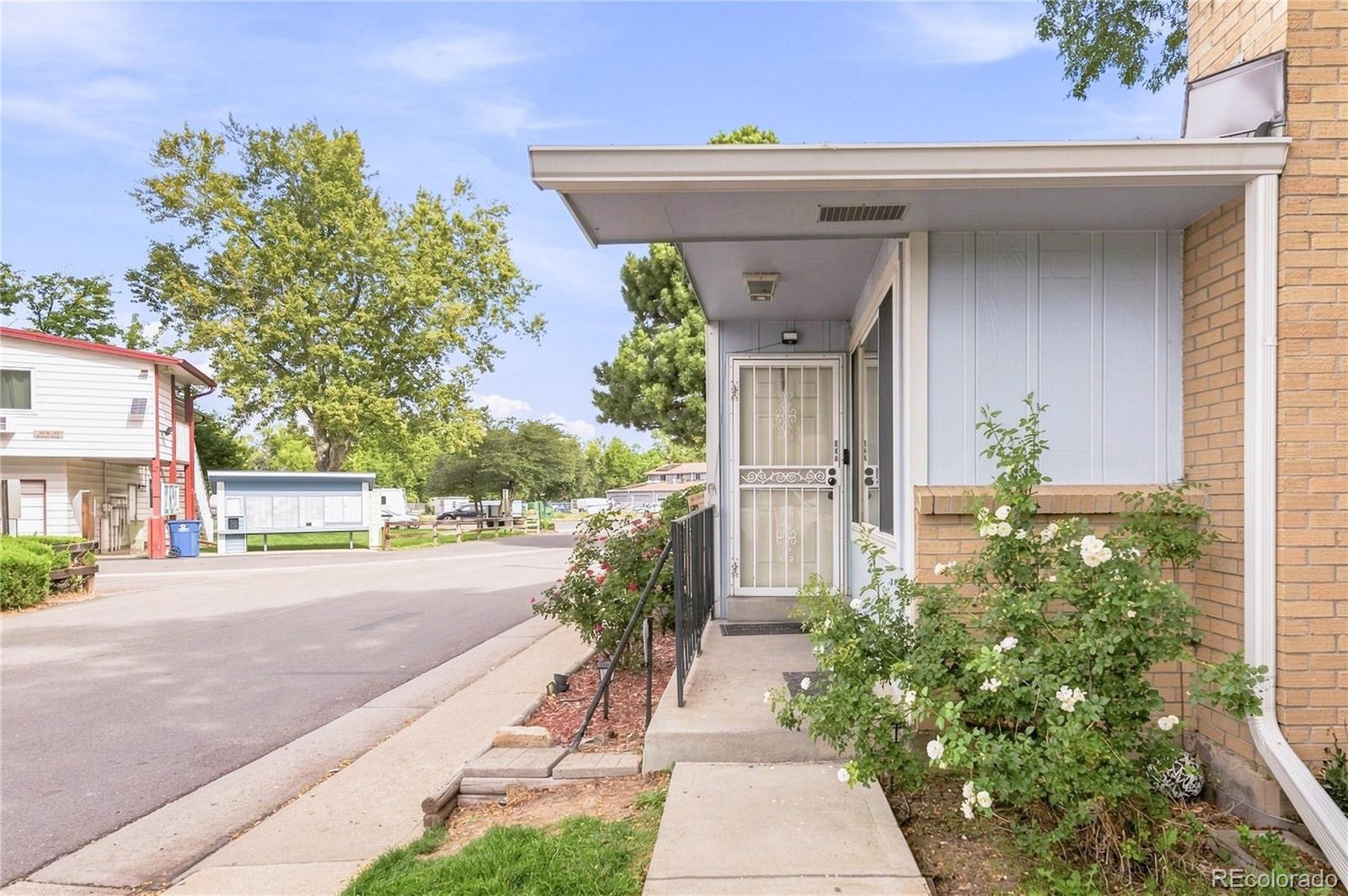 84 Nome Way, Aurora, CO 80012 photo