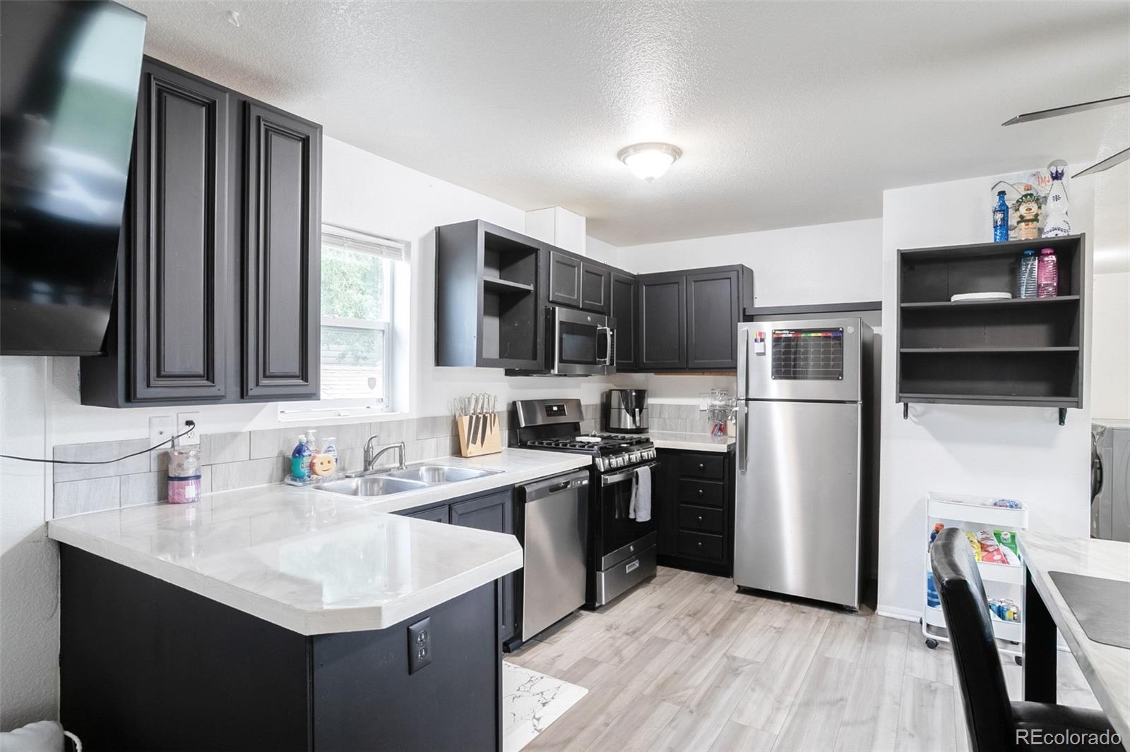 2885 Midway Blvd, Denver, CO 80234