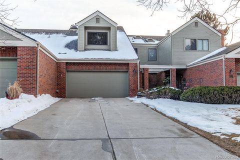Townhouse in Highlands Ranch CO 8855 Green Meadows Drive.jpg