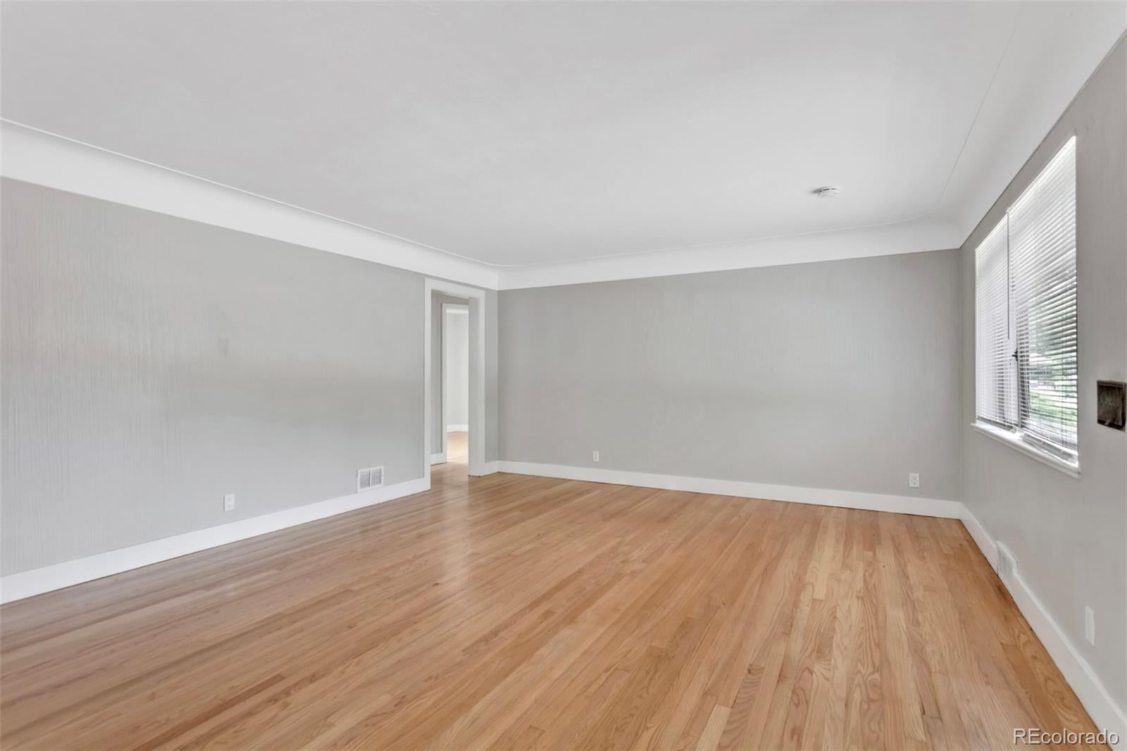1075 Kingston St, Aurora, CO 80010 photo