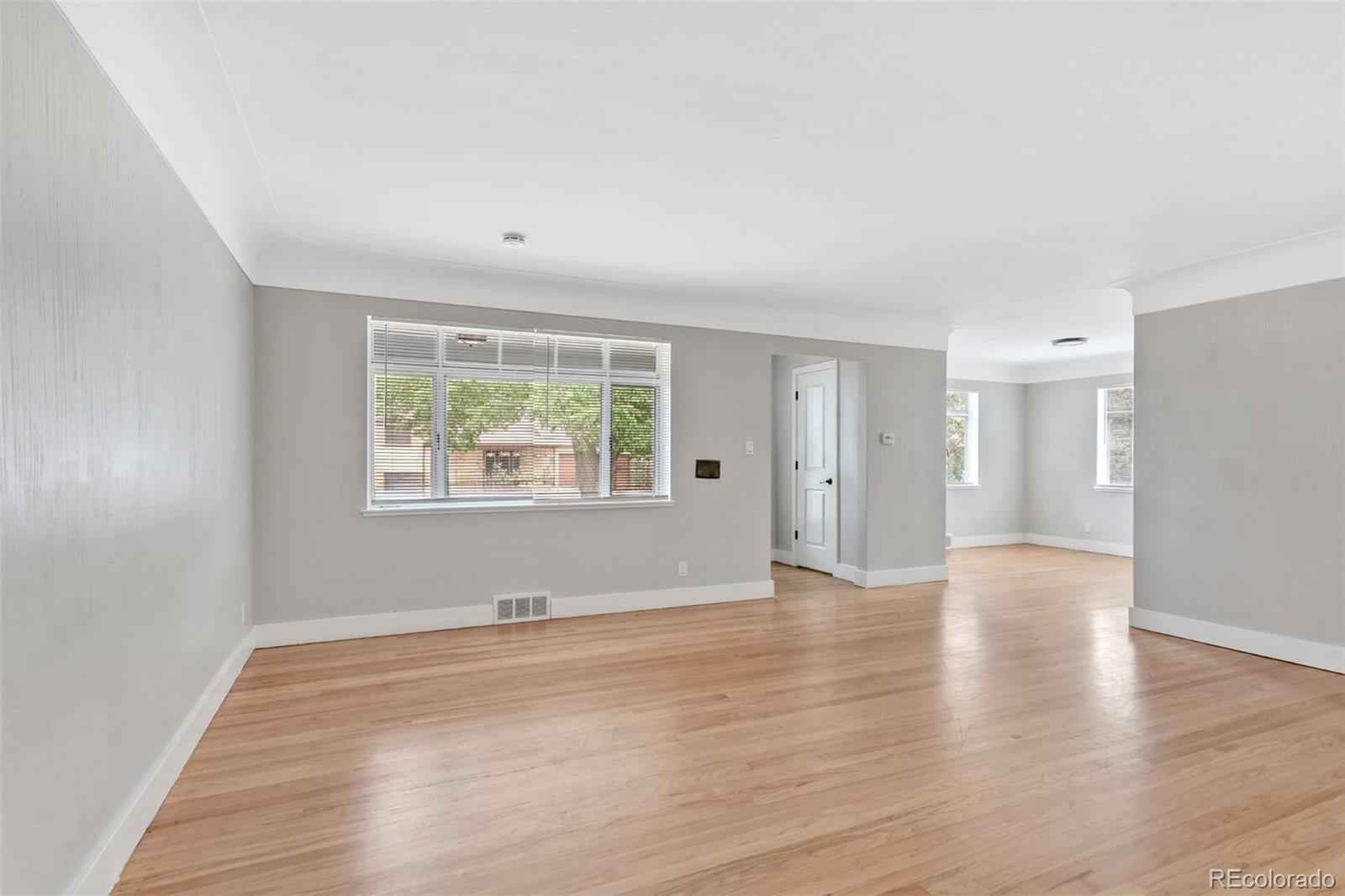 1075 Kingston St, Aurora, CO 80010 photo