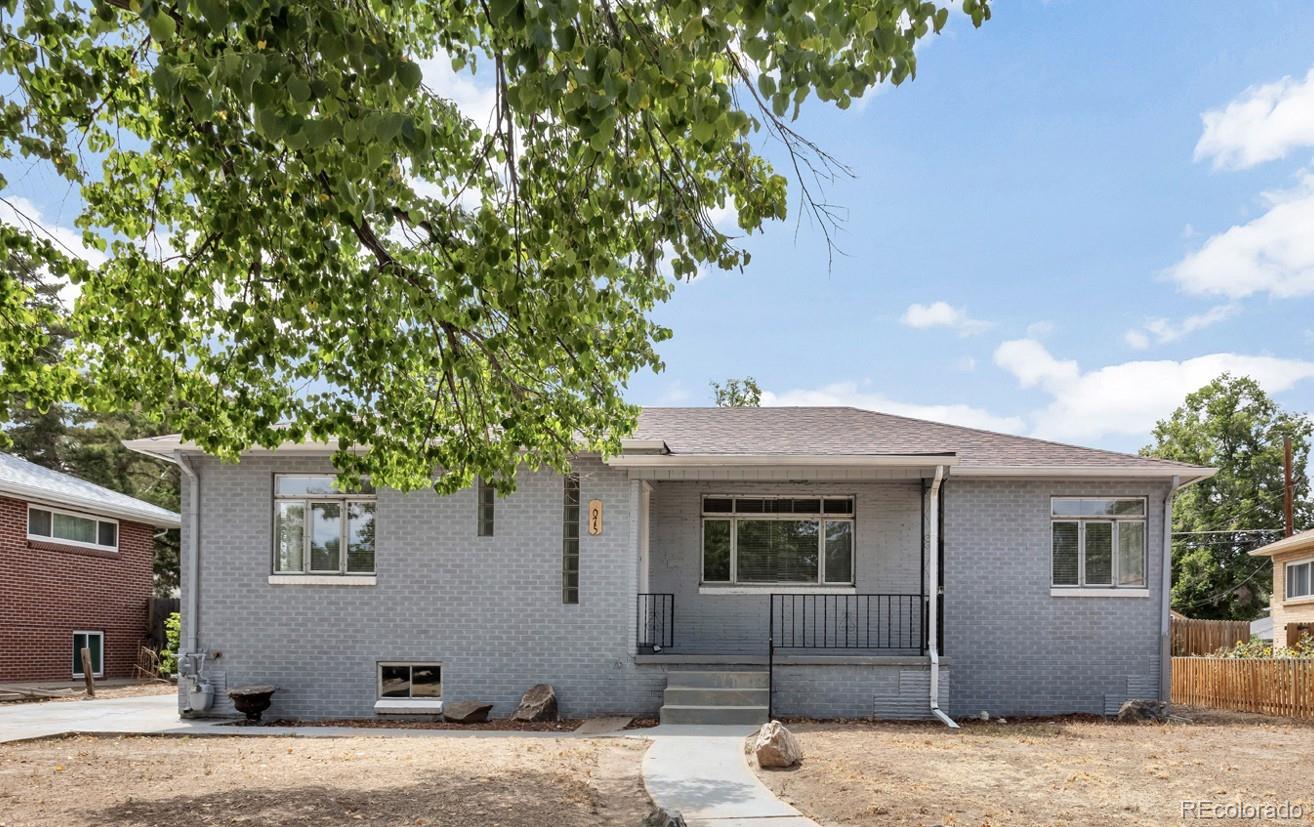 1075 Kingston St, Aurora, CO 80010