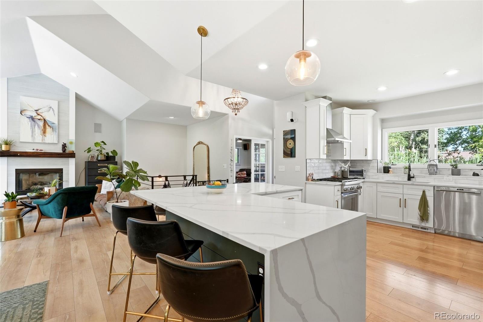 434 E Lake Pl, Littleton, CO 80121 photo