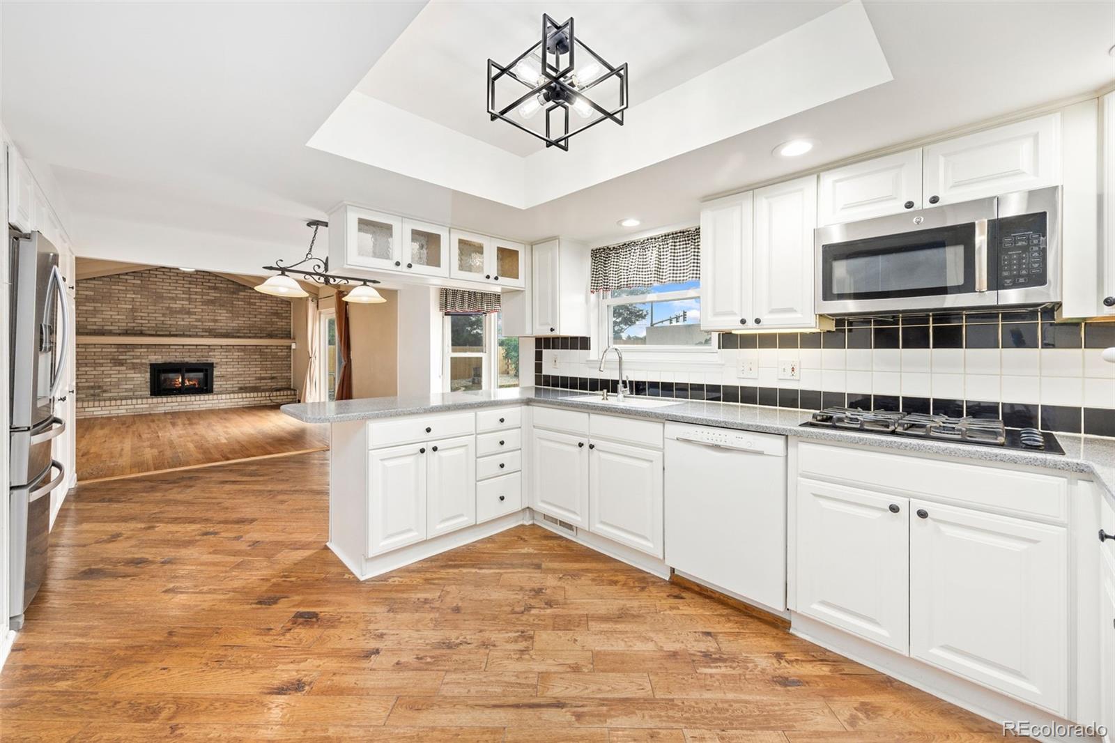 4070 S Willow Way, Denver, CO 80237 photo