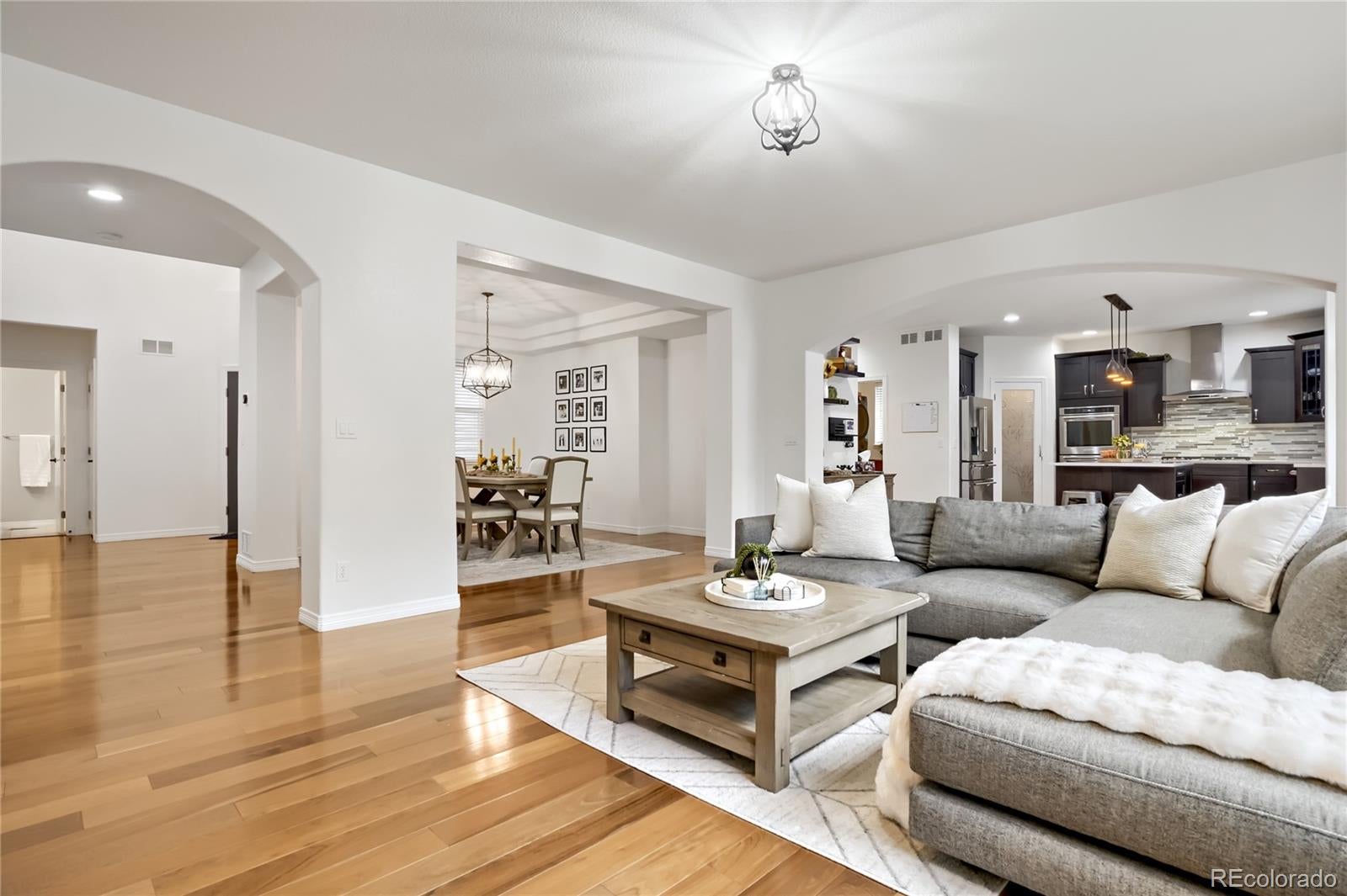 6441 S Millbrook Way, Aurora, CO 80016 photo