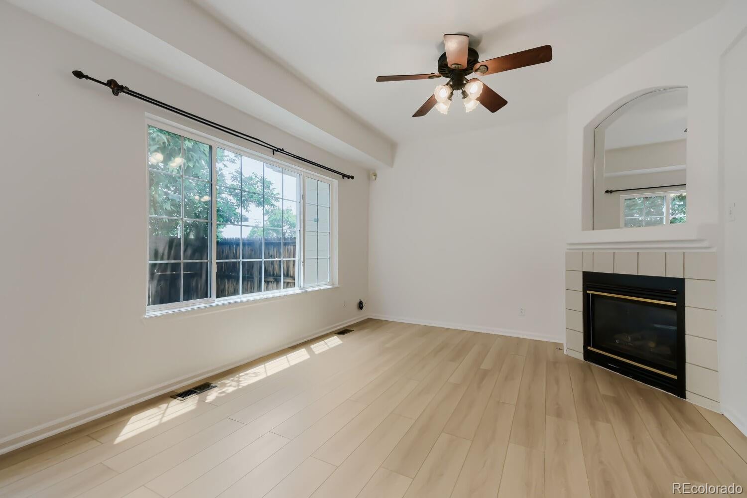 12324 E 2 Dr, Aurora, CO 80011 photo