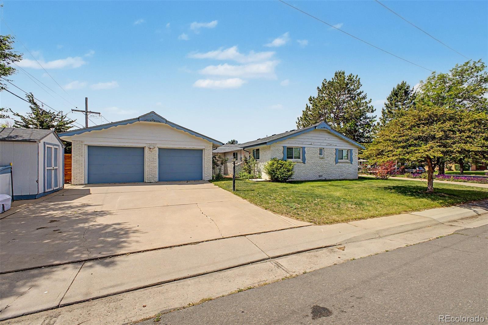 520 Iola St, Aurora, CO 80010 photo