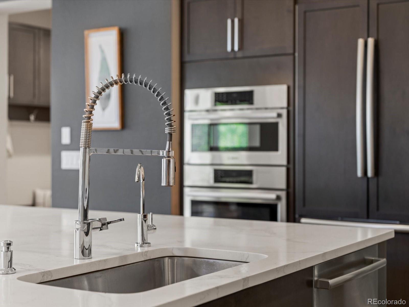 9399 E 58 Dr, Denver, CO 80238 photo