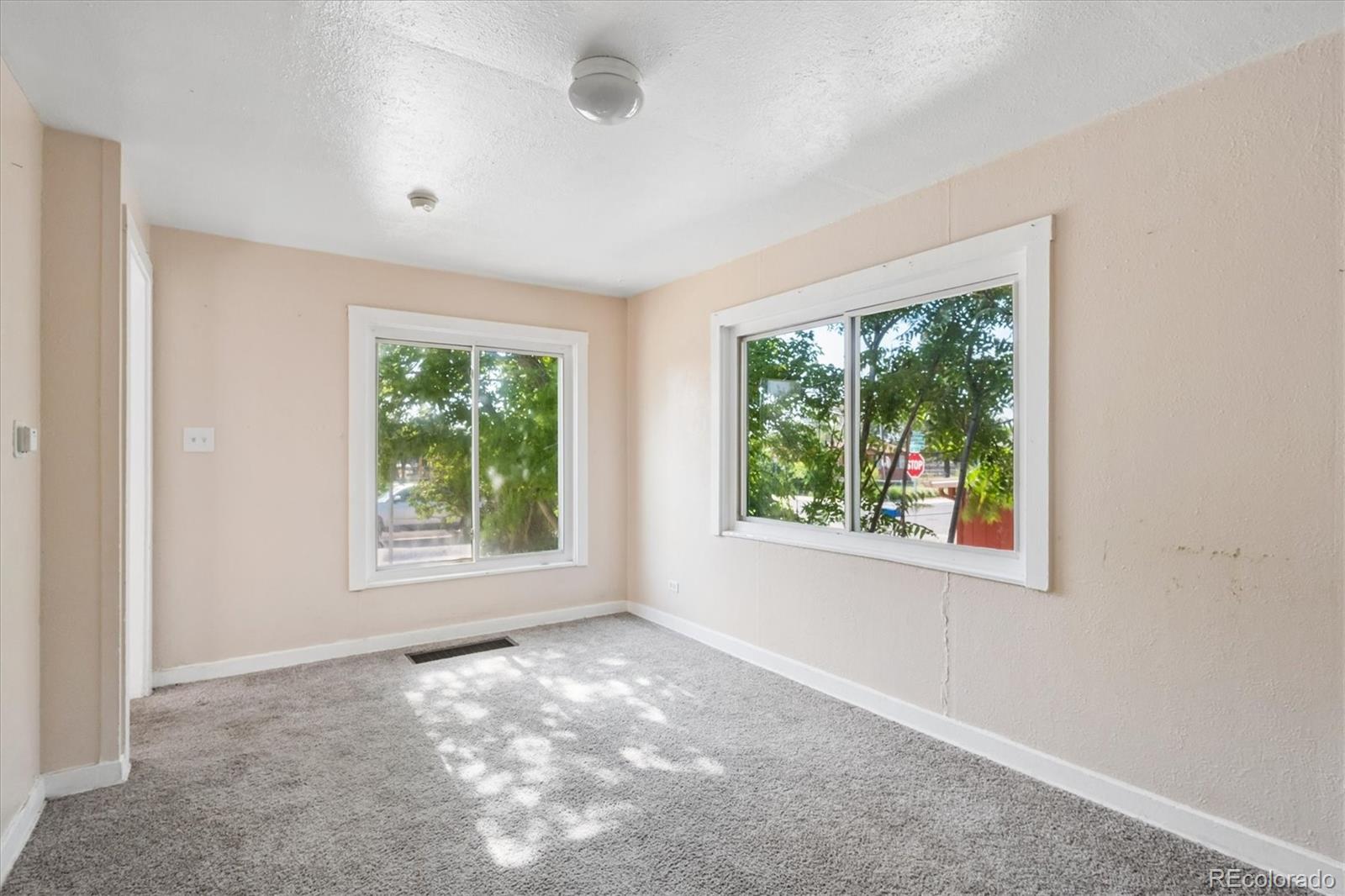 375 S Quitman St, Denver, CO 80219 photo