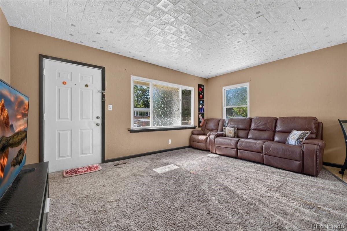 1725 Dayton St, Aurora, CO 80010 photo