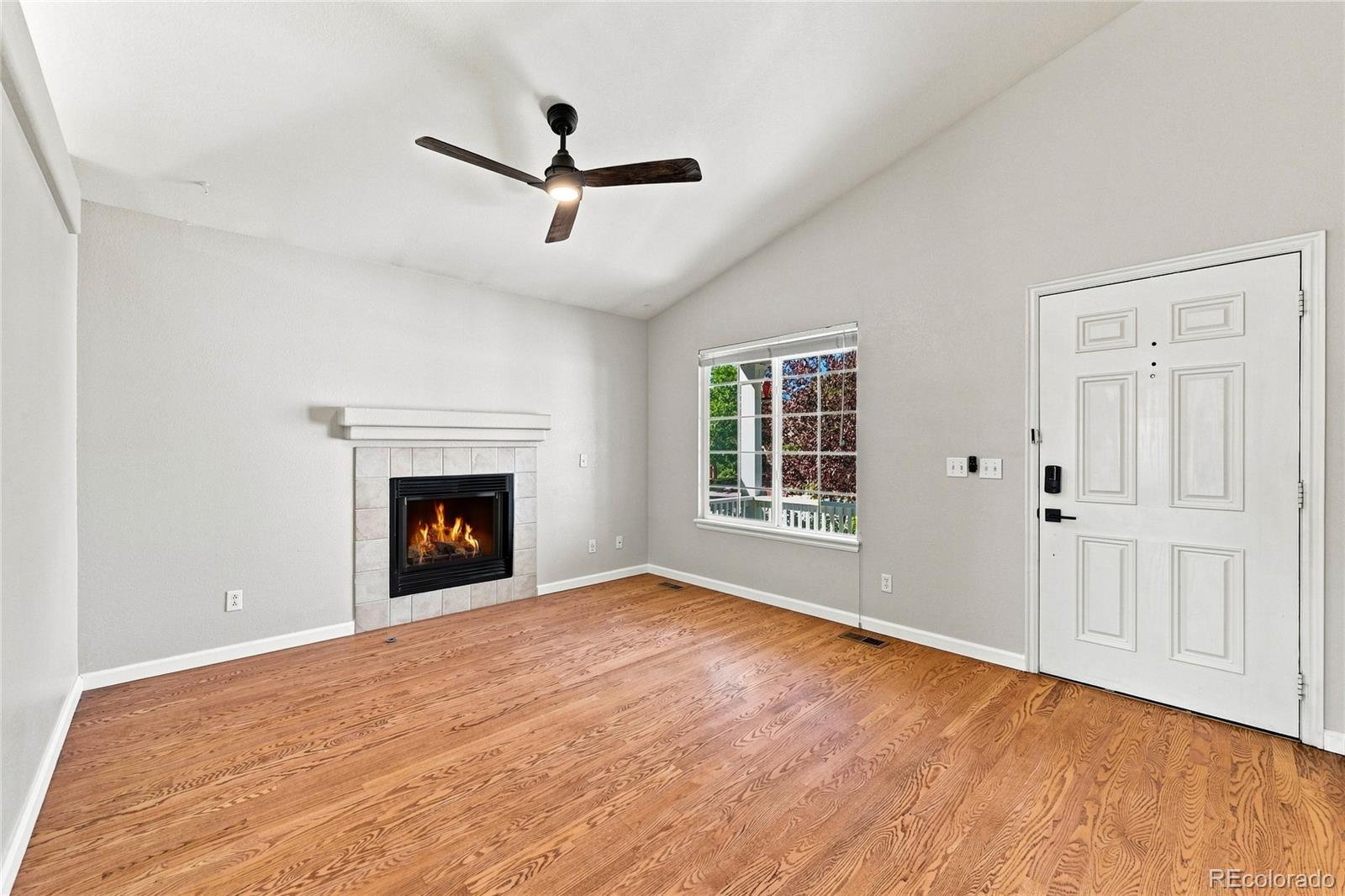 9712 Queenscliffe Dr, Highlands Ranch, CO 80130 photo