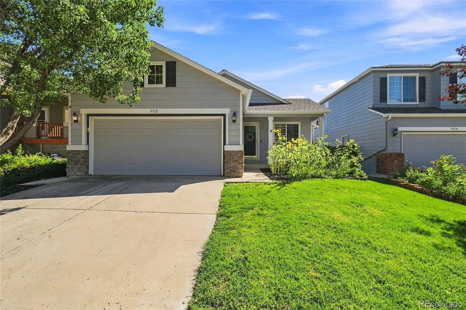9712 Queenscliffe Dr, Highlands Ranch, CO 80130 photo