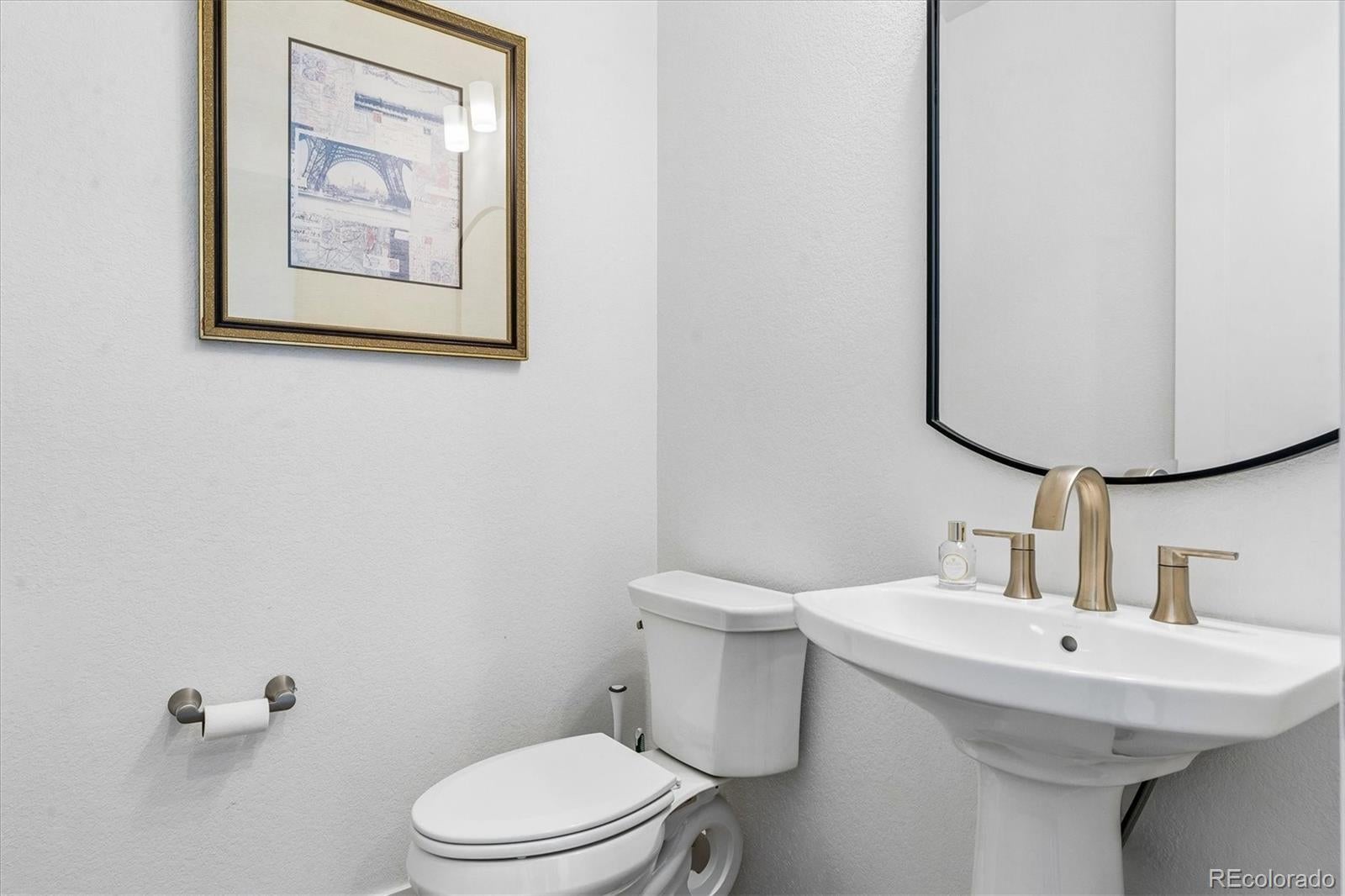 6924 Sunstrand Ct, Castle Pines, CO 80108 photo