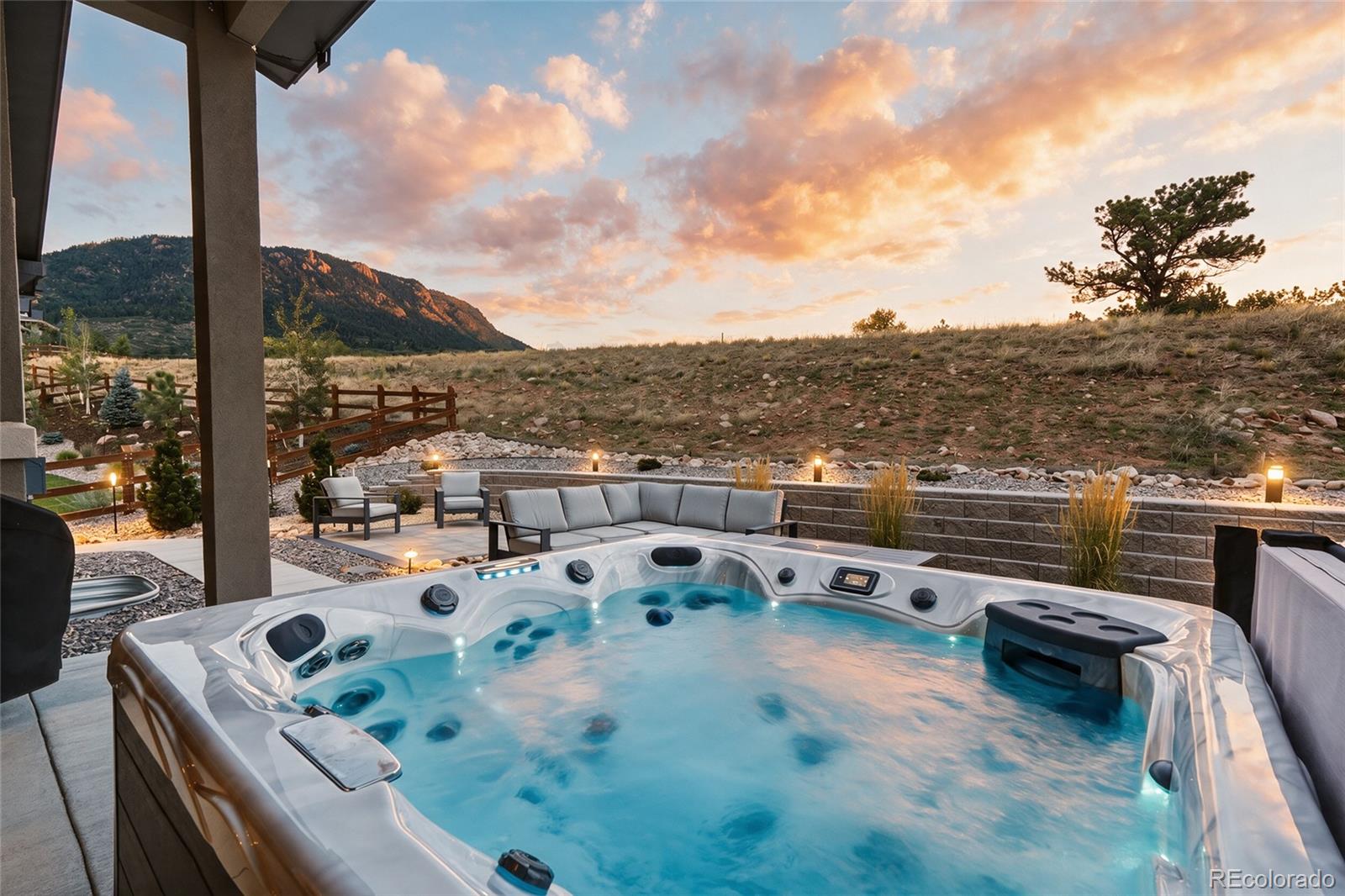 5425 Mesa Top Dr, Monument, CO 80132 photo