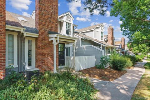Townhouse in Littleton CO 2901 W Long Drive #B.jpg