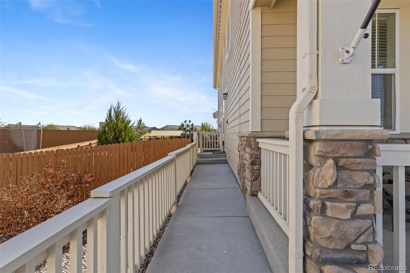 2740 E 160 Pl, Thornton, CO 80602 photo