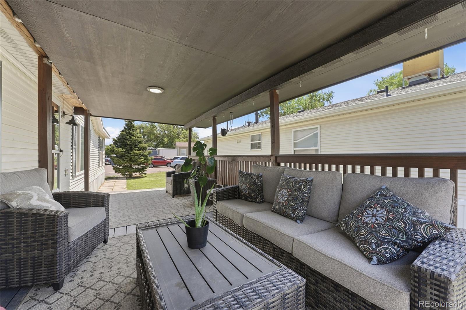 17418 E Coolidge Pl, Aurora, CO 80011 photo