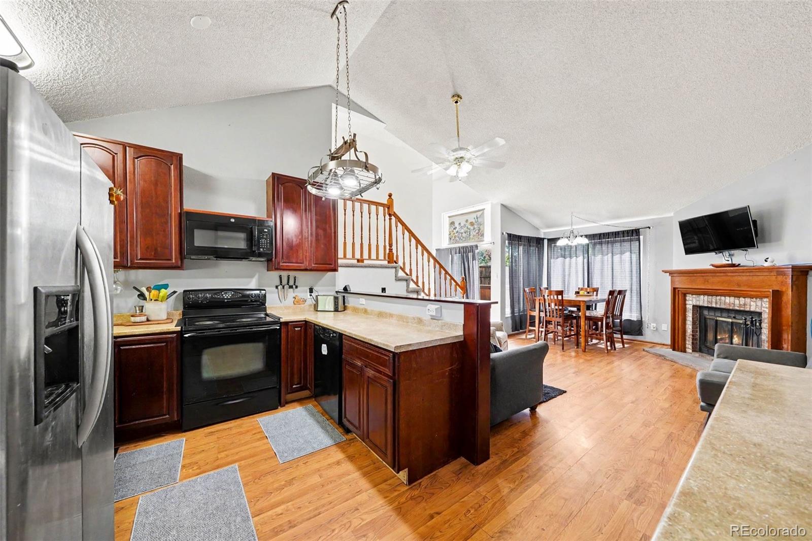1065 S Lindsey St, Castle Rock, CO 80104 photo