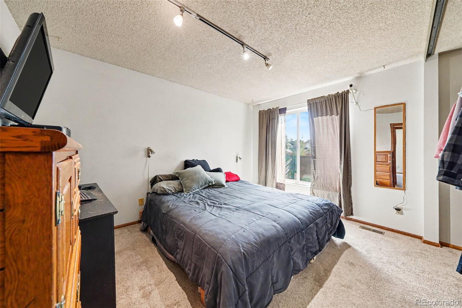 1065 S Lindsey St, Castle Rock, CO 80104 photo