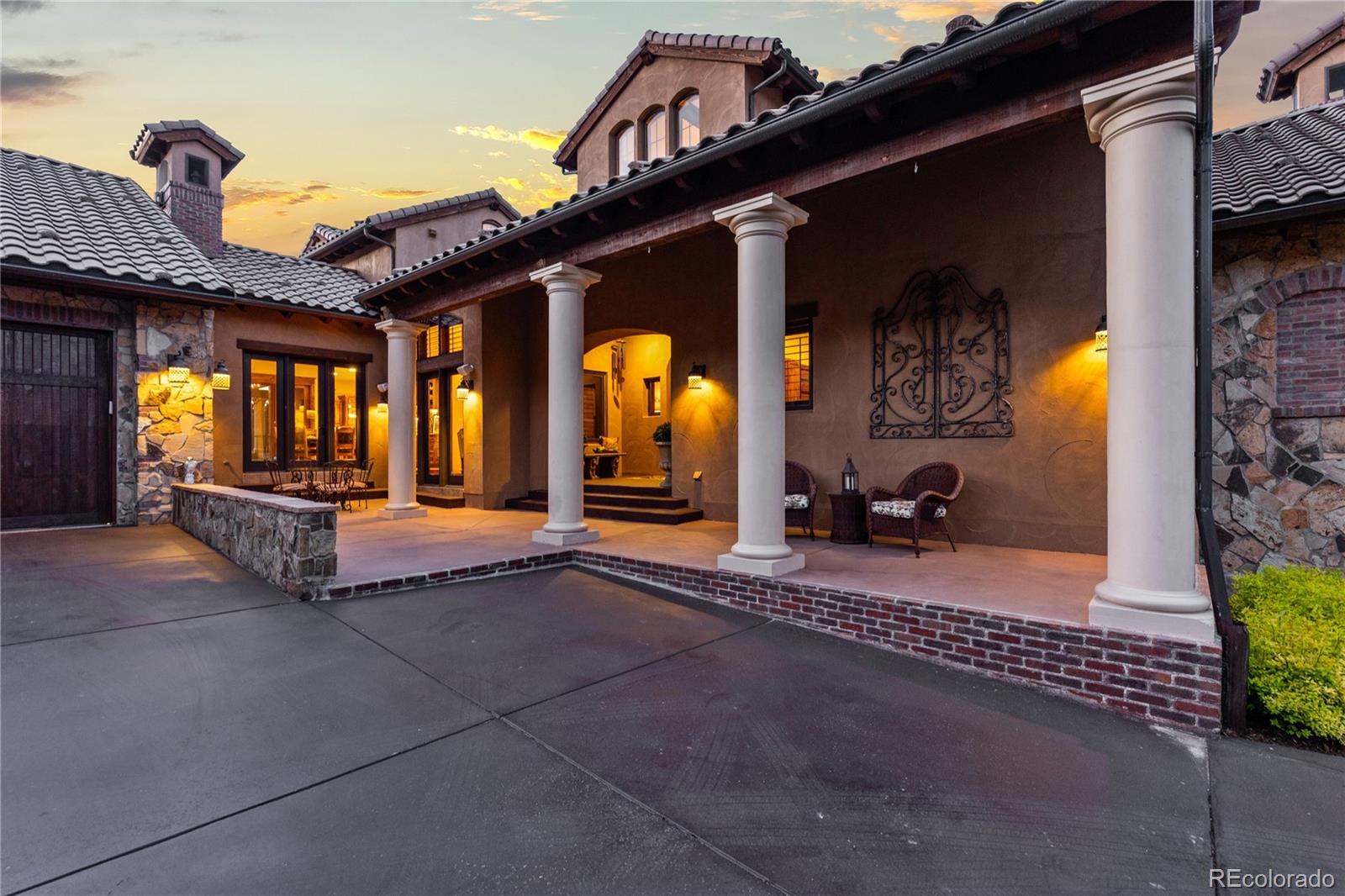 8245 Raphael Ln, Littleton, CO 80125 photo