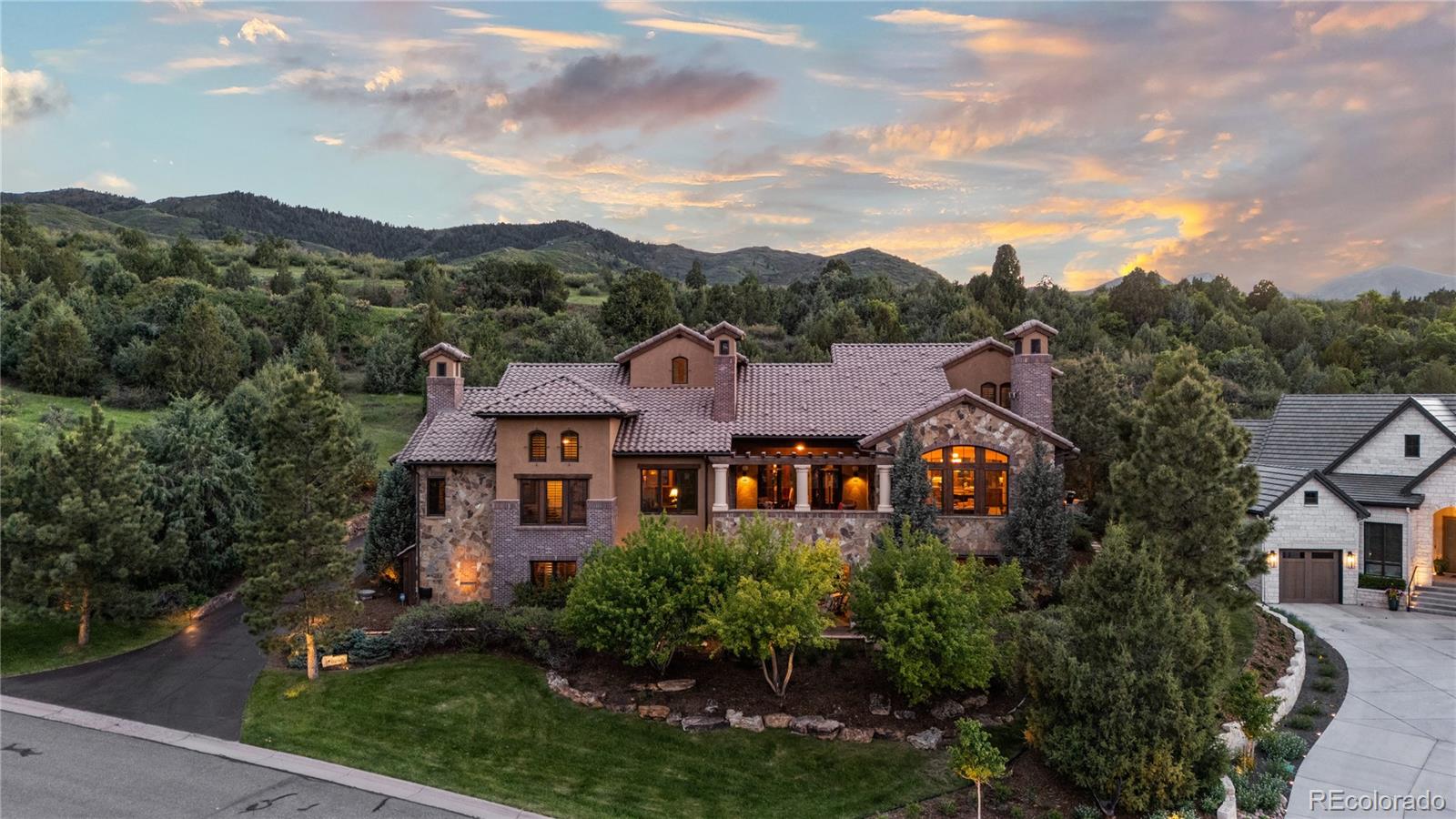 8245 Raphael Ln, Littleton, CO 80125 photo