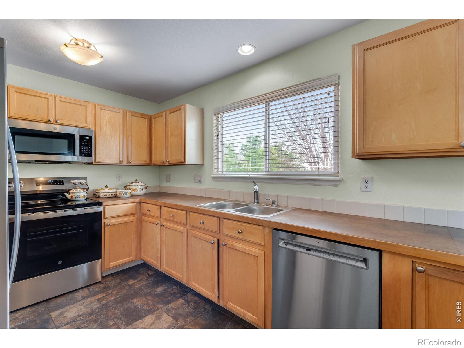 2028 Jade Ave, Brighton, CO 80603 photo