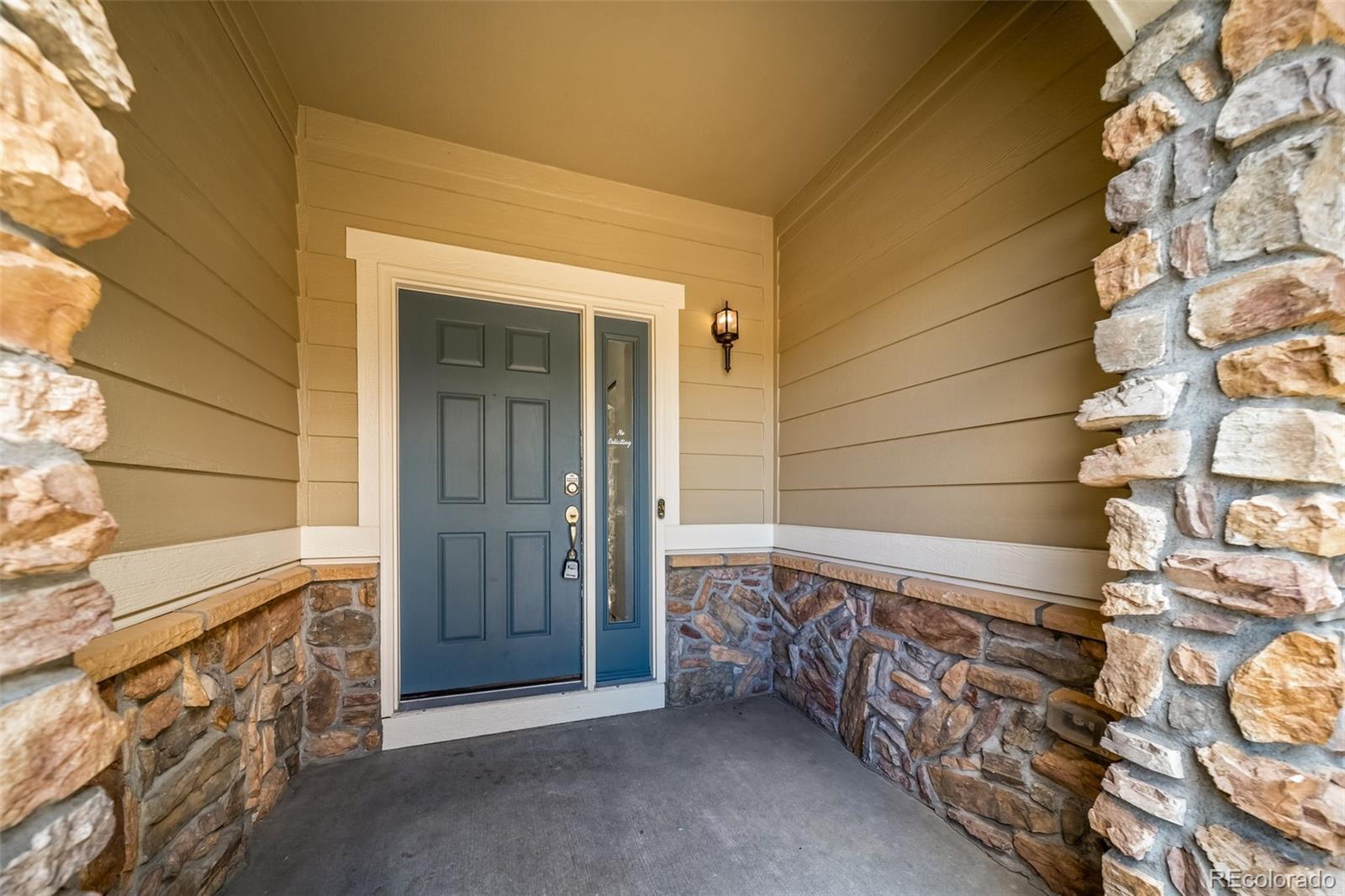 5691 S Catawba Way, Aurora, CO 80016 photo